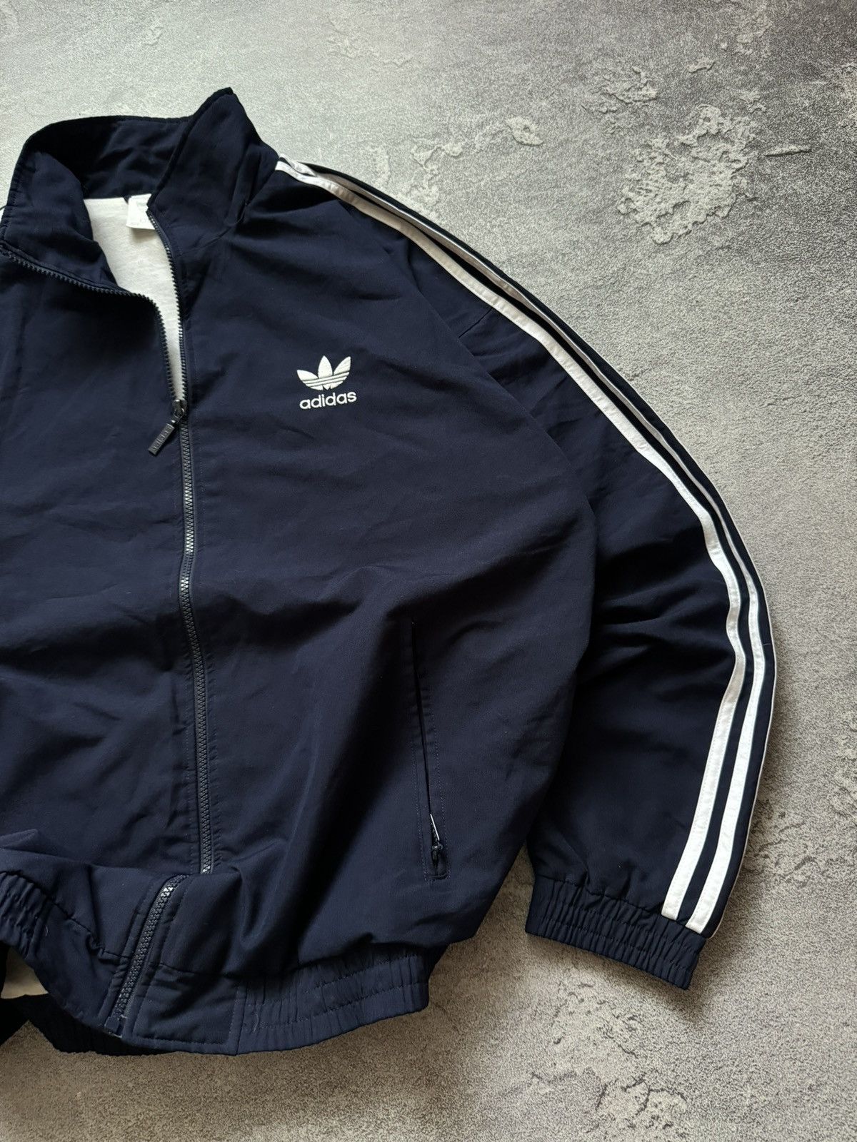 Adidas × Vintage Adidas L/XL vintage 3 stripes jacket zip bomber light Size US L / EU 52-54 / 3 - 4 Thumbnail
