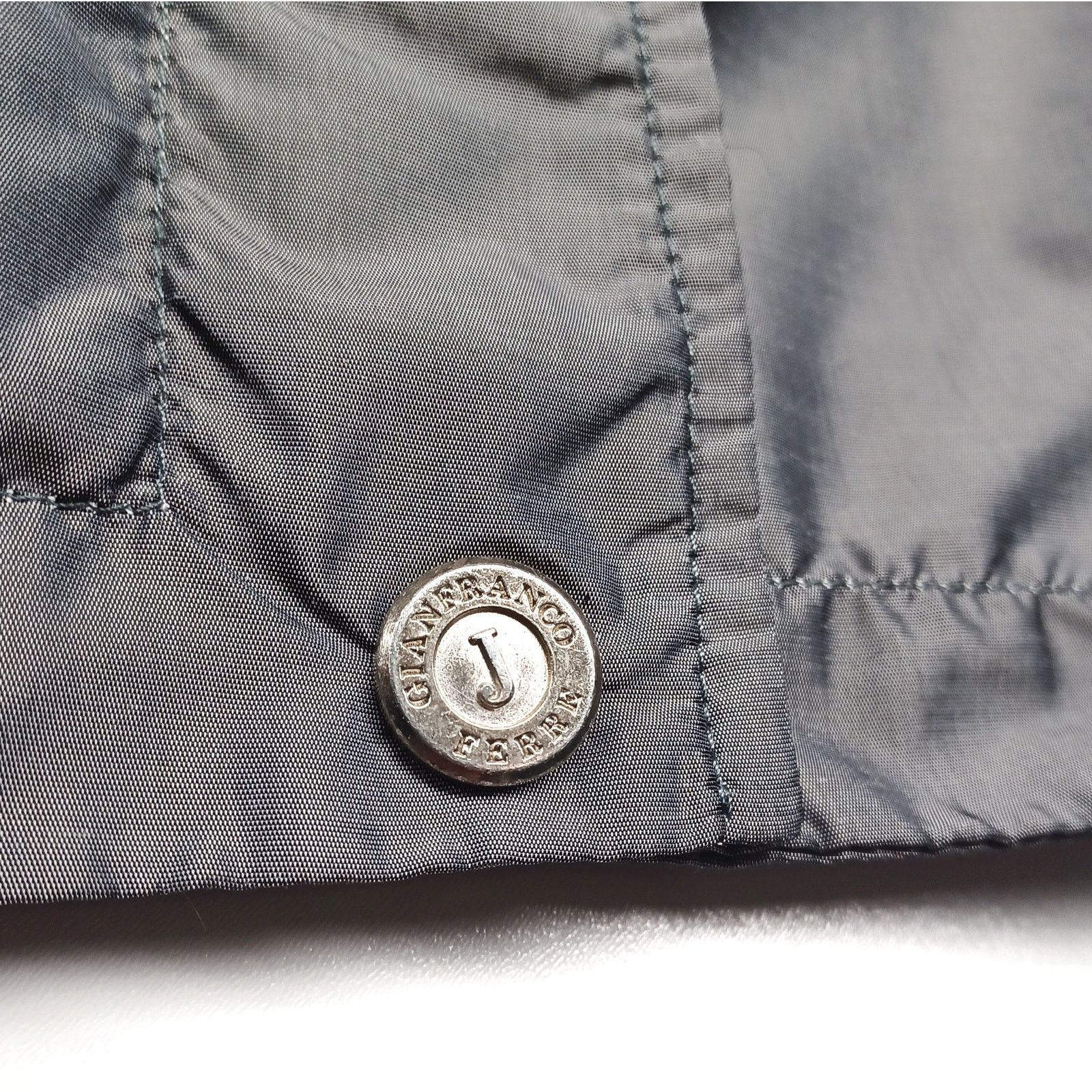 Gianfranco Ferre Y2K Ferre Jeans Metallic Silver Jacket Sz S Chrome Techwear Size S / US 4 / IT 40 - 8 Thumbnail