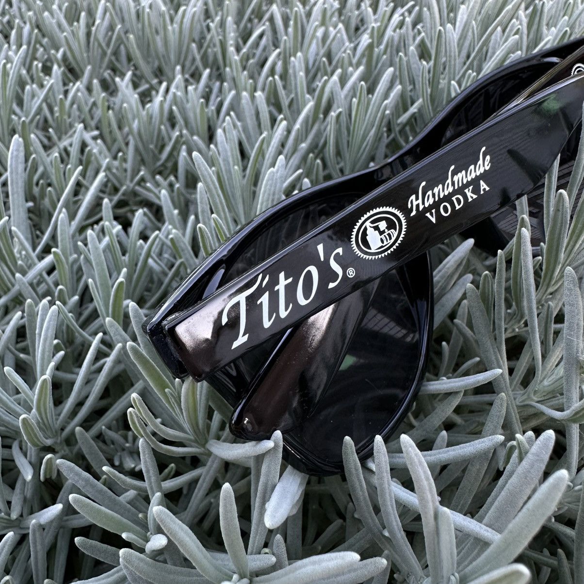 Grailed Vintage Japanese Style Tito’s Vodka Sunglasses Black Trend Size ONE SIZE - 6 Thumbnail