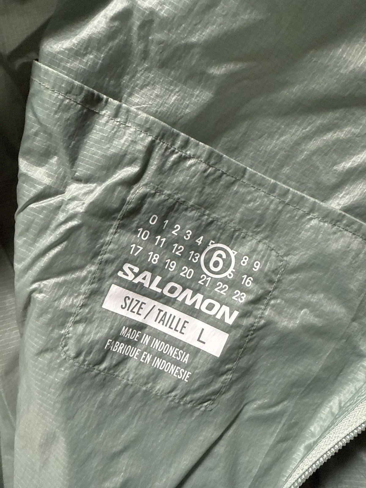 MM6 × Maison Margiela × Salomon SALOMON MM6 JADEITE BOMBER Size US L / EU 52-54 / 3 - 3 Thumbnail