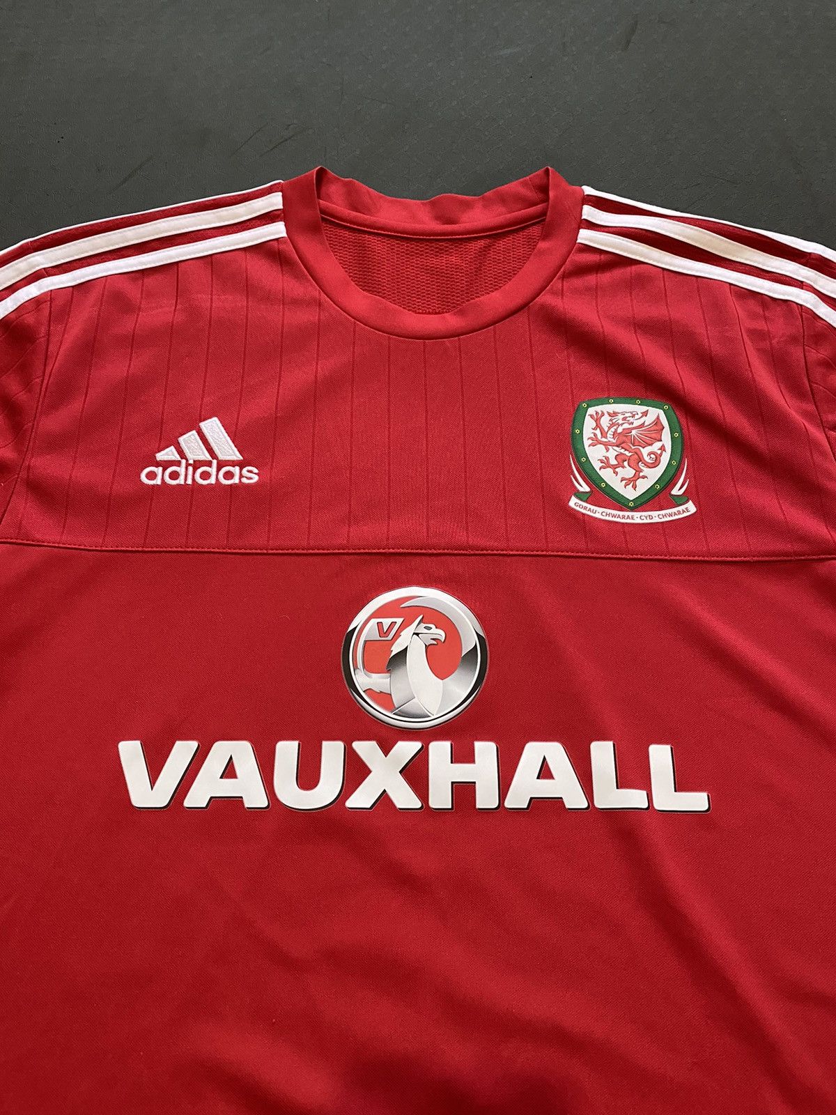 Adidas Wales Team Training Jersey Football SHirt Red Adidas Mens L Size US L / EU 52-54 / 3 - 2 Thumbnail