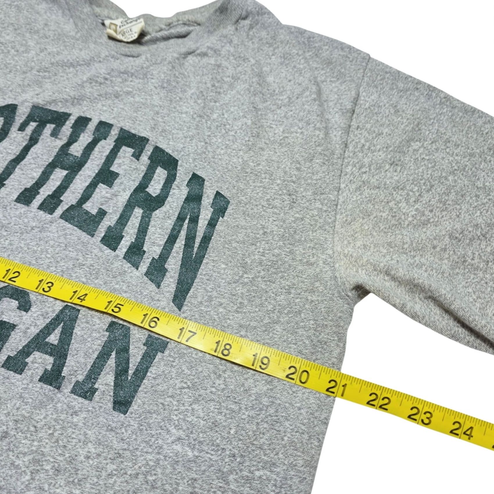 Vintage VINTAGE Northern Michigan University The Cotton Exchange T Shirt Large Made In USA 90's Cre w Neck Short Sleeve Cotton Gray Men Regular XS? Size US L / EU 52-54 / 3 - 6 Thumbnail