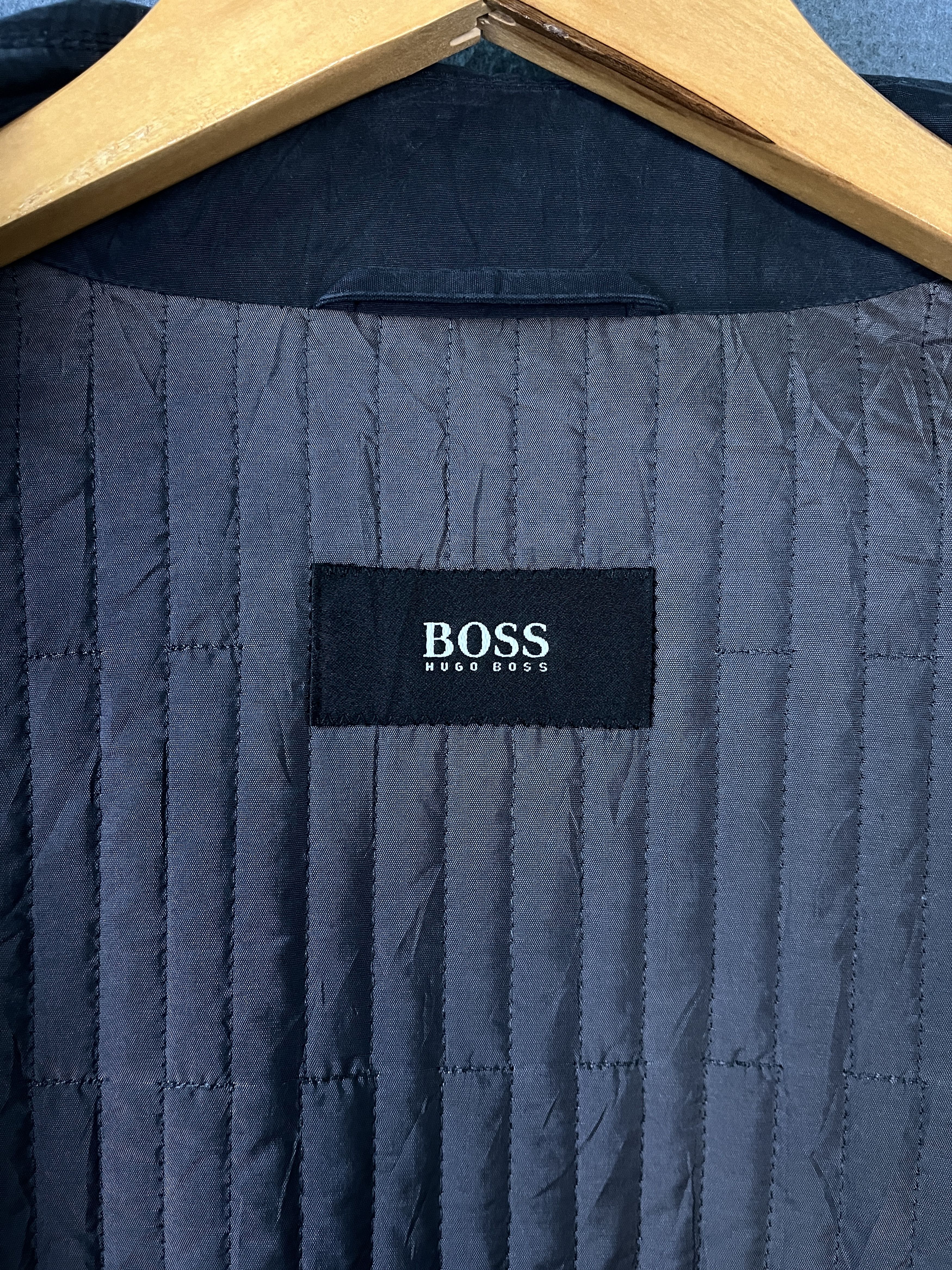 Hugo Boss Vintage Hugo Boss Trench Coat Made in Poland Size US M / EU 48-50 / 2 - 7 Thumbnail