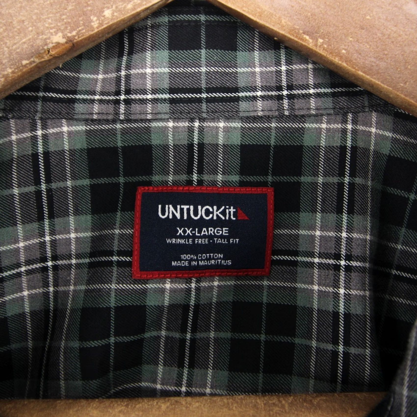 UNTUCKit UNTUCKit Devitt Shirt Mens XXL Black Plaid Wrinkle Free Long Sleeve Tall Fit Size US XXL / EU 58 / 5 - 6 Thumbnail