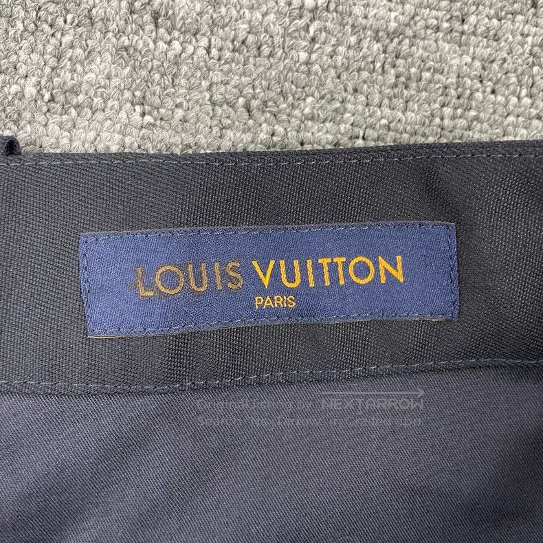 Louis Vuitton Louis Vuitton size US 46 Listing suit shorts Size US 30 / EU 46 - 4 Thumbnail