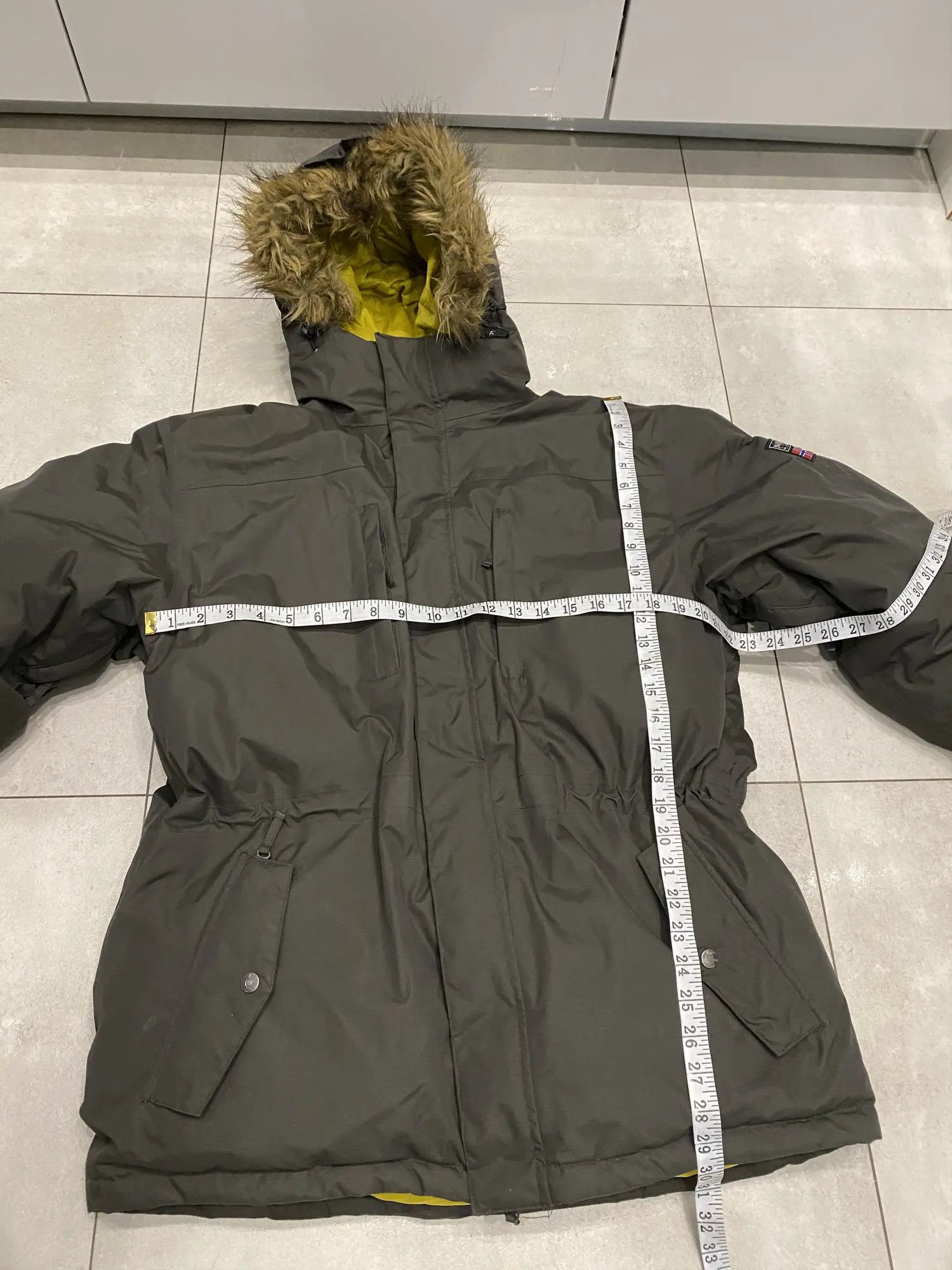 Other NORWEAR down jacket size L Size US L / EU 52-54 / 3 - 8 Thumbnail