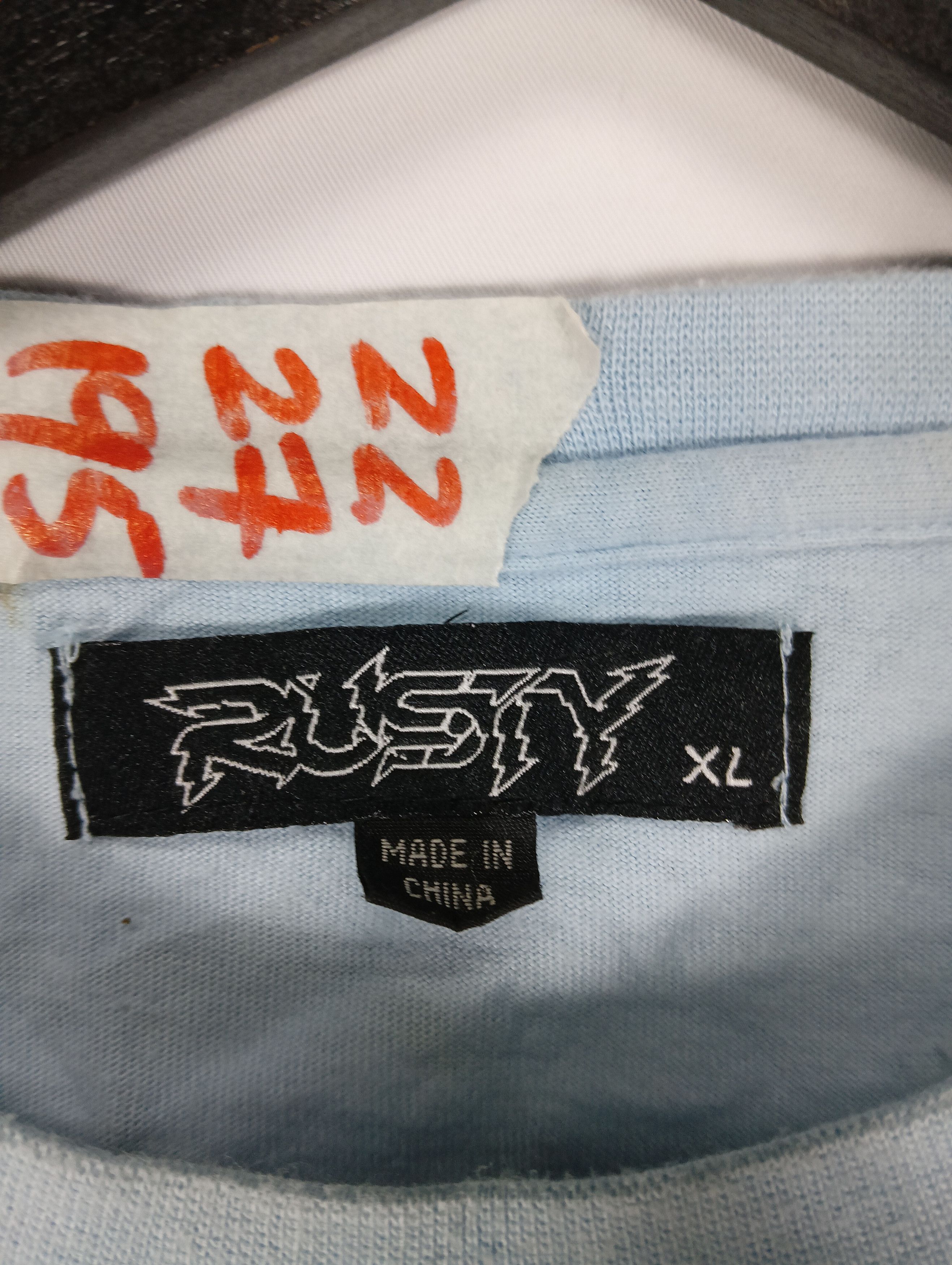 Rusty RUSTY BIG LOGO SURF & SKATE DESIGN TEE Size US L / EU 52-54 / 3 - 5 Thumbnail