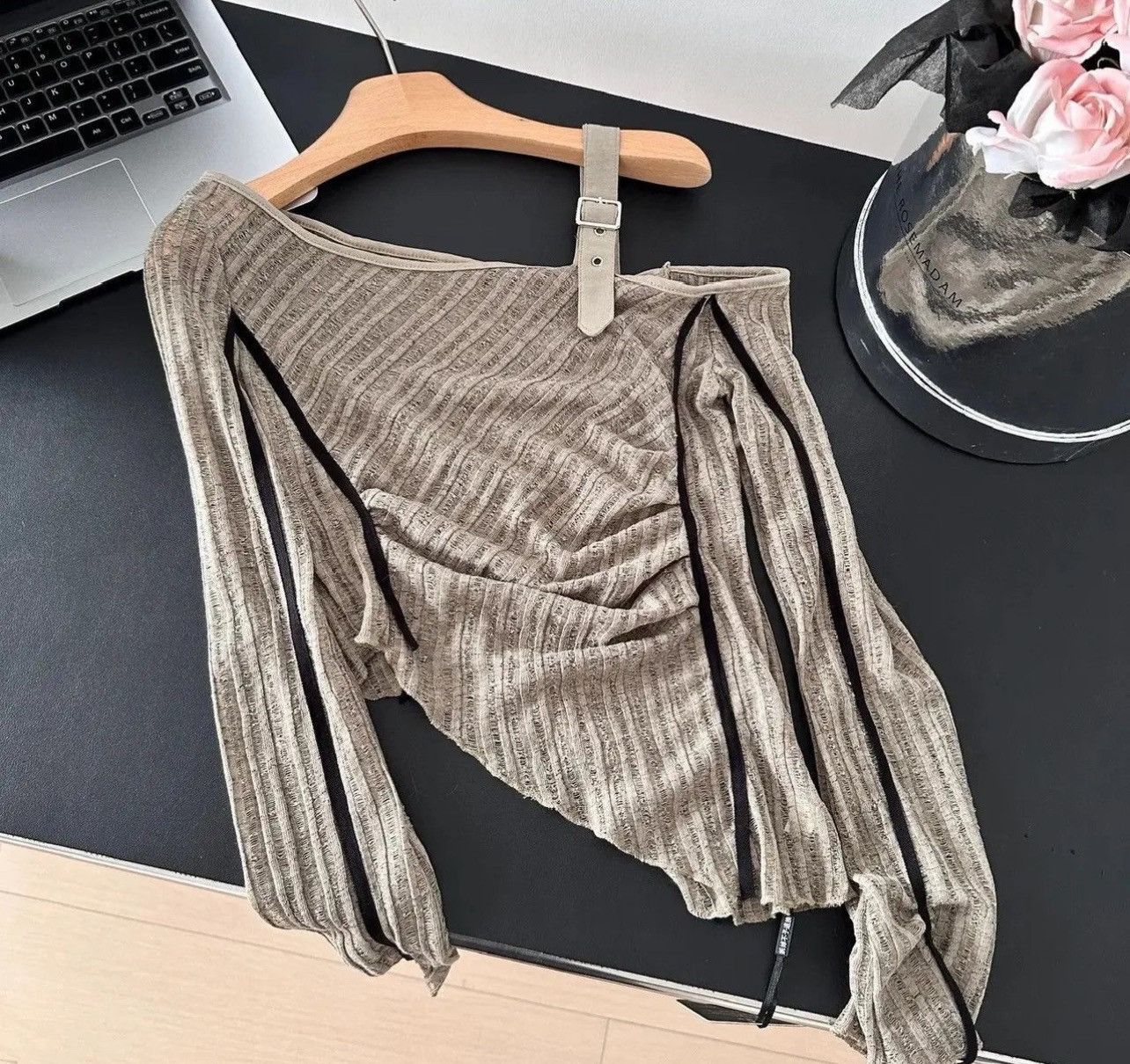 Japanese Brand × Vintage Design Aesthetic Jerseys Cropped Top Long Sleeve y2k Size S / US 4 / IT 40 - 3 Thumbnail