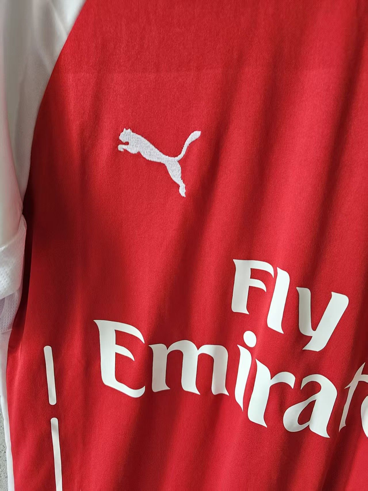 Other Arsenal #11 Mesut Özil Jersey Size US S / EU 44-46 / 1 - 3 Thumbnail
