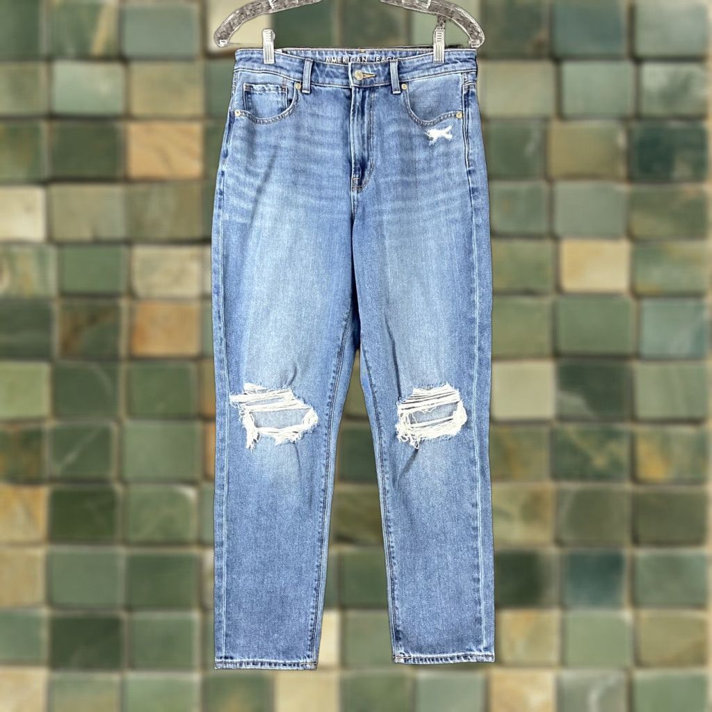 American Eagle Outfitters American Eagle Jeans Women 6 Blue Distressed Comfort Stretch Mom Size 28" / US 6 / IT 42 - 1 Thumbnail