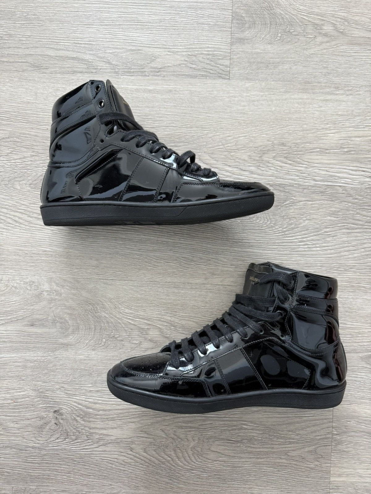 Yves Saint Laurent Saint Laurent SL/10H sneakers shiny patent leather Size 9 Size US 9 / EU 42 - 3 Thumbnail