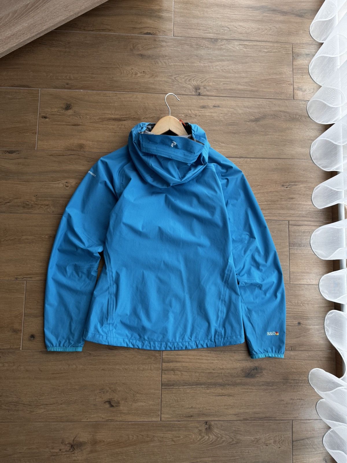 Goretex × Peak Performance × Vintage Vintage Peak Performance Gore-Tex Waterproof Blue Jacket Size S / US 4 / IT 40 - 10 Thumbnail
