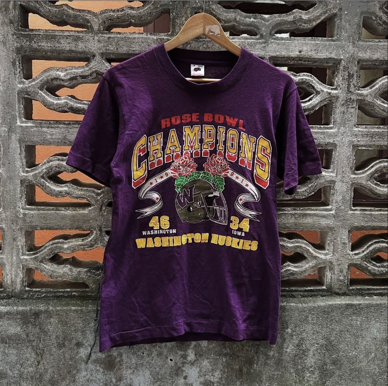Vintage Vintage 1991 Rost Bowl Champion Tee Size US S / EU 44-46 / 1 - 1 Thumbnail