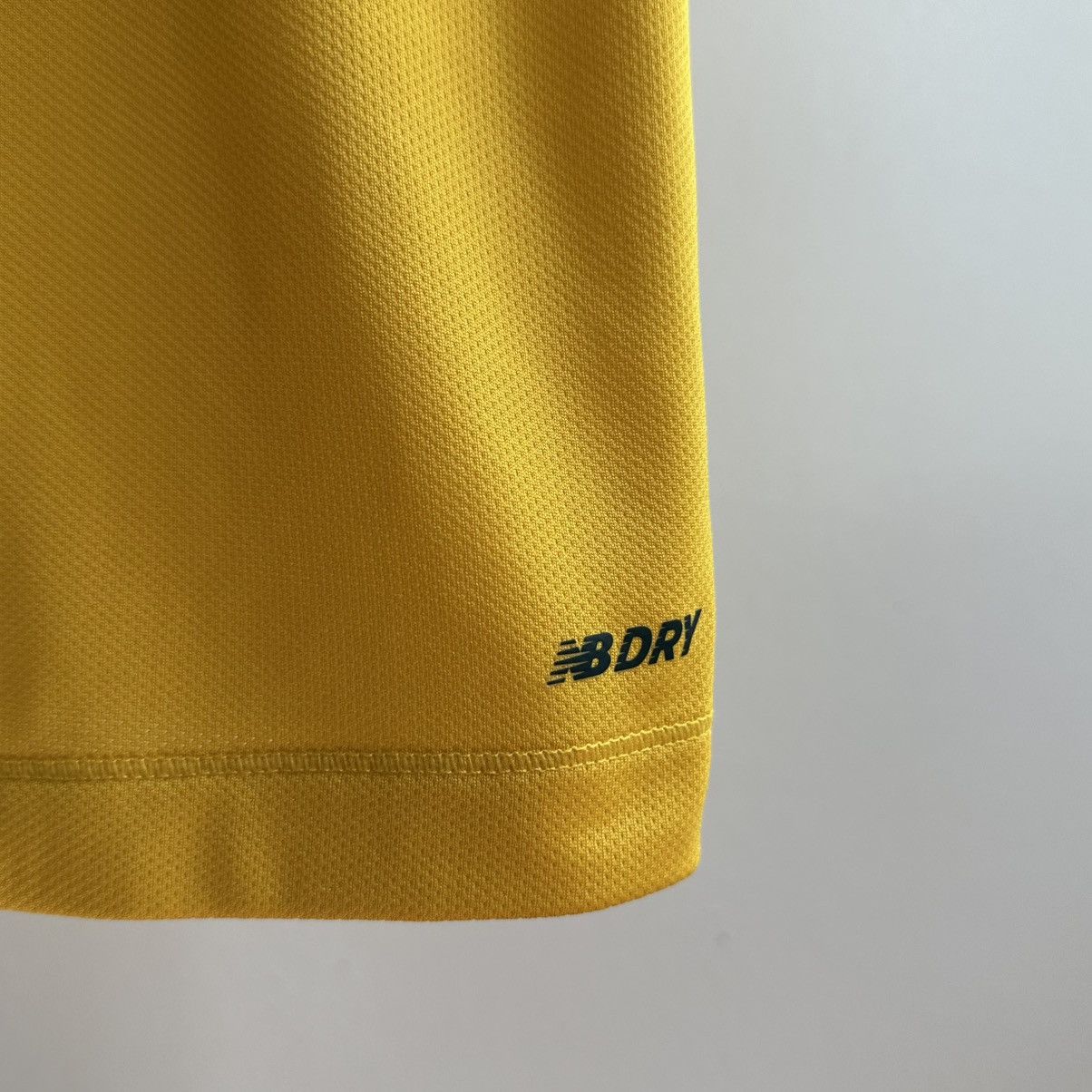 New Balance NEW BALANCE FC CELTIC 2019/20 SOCCER JERSEY FOOTBALL SHIRT Size US M / EU 48-50 / 2 - 12 Thumbnail
