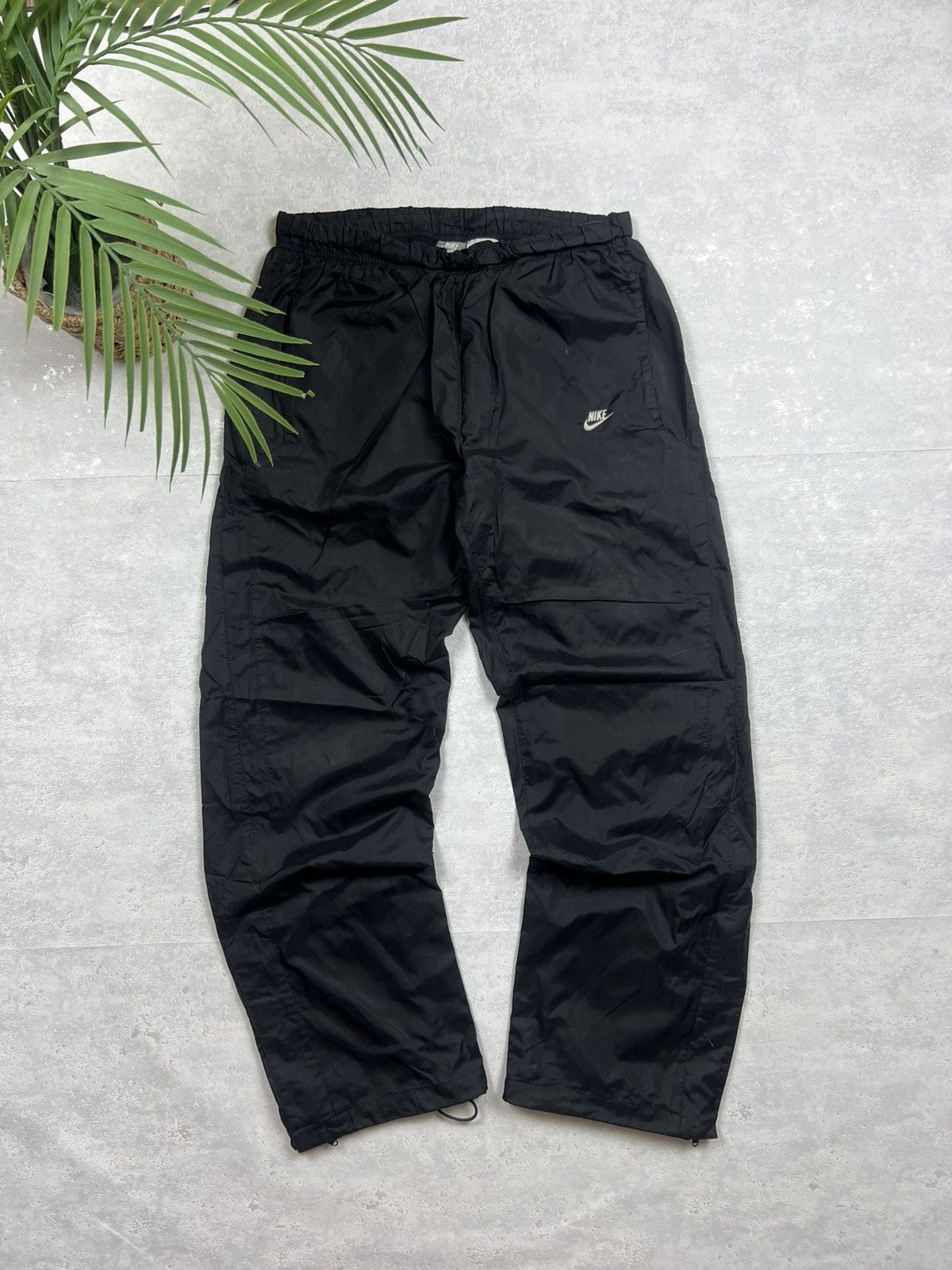 Nike 00s Nike Double Logo Vintage Y2K Parachute Nylon Retro Pants Size US 32 / EU 48 - 2 Thumbnail