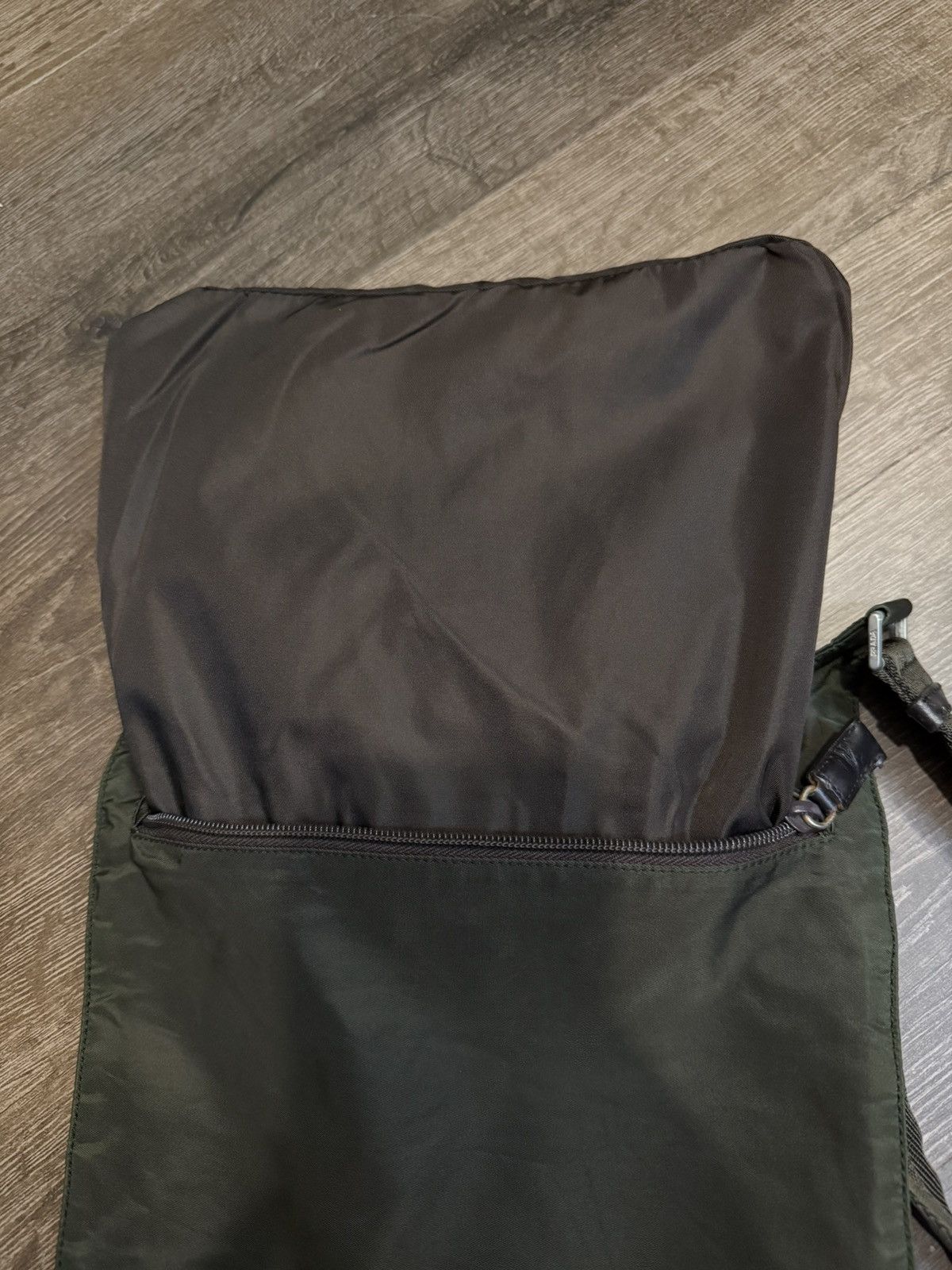 Prada Prada nylon side bag or similar crossbody bag. Size ONE SIZE - 13 Thumbnail