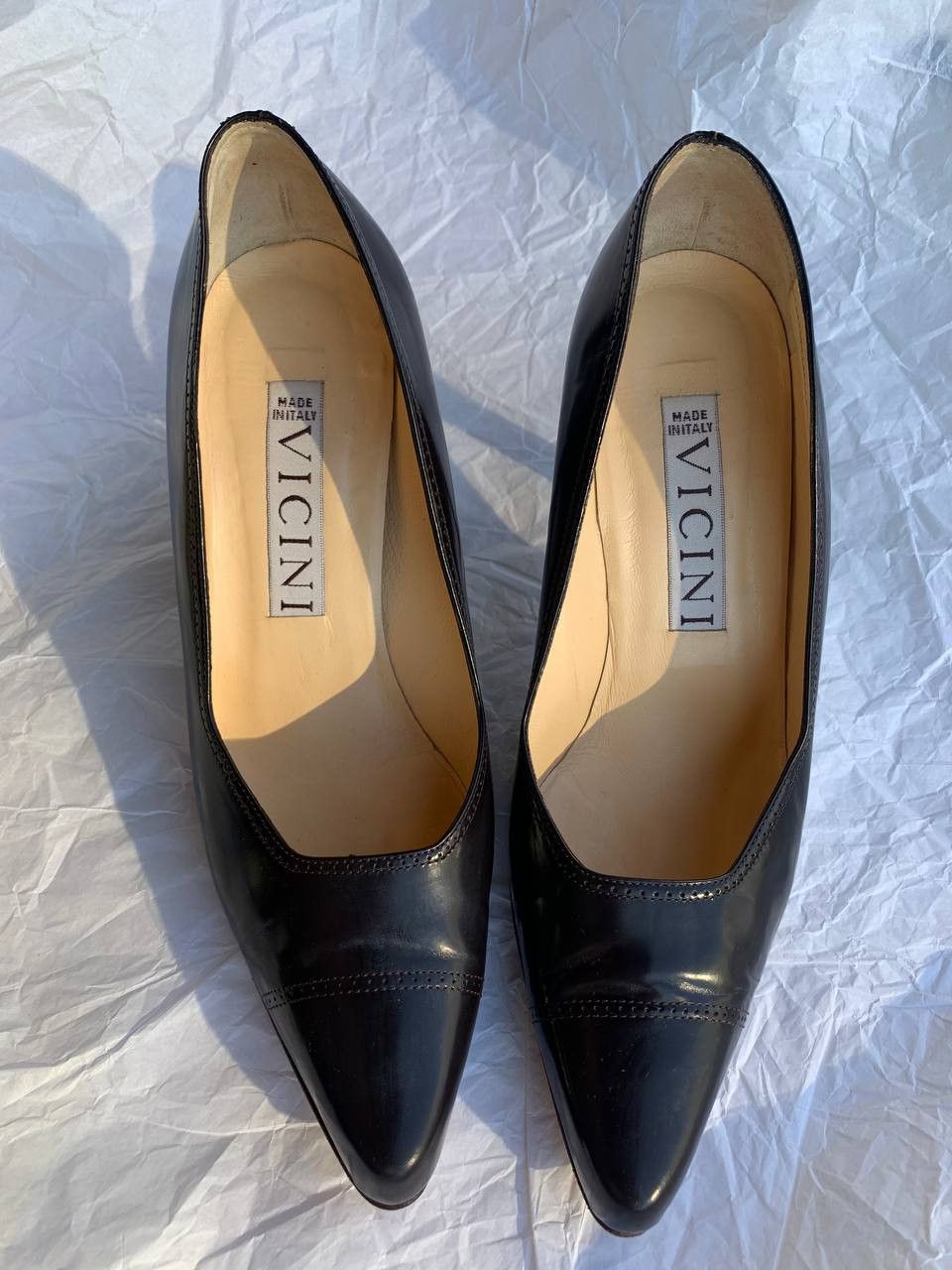 Vintage Vicini vintage dark-brown pumps with pointed toe Size US 6.5 / IT 36.5 - 1 Thumbnail
