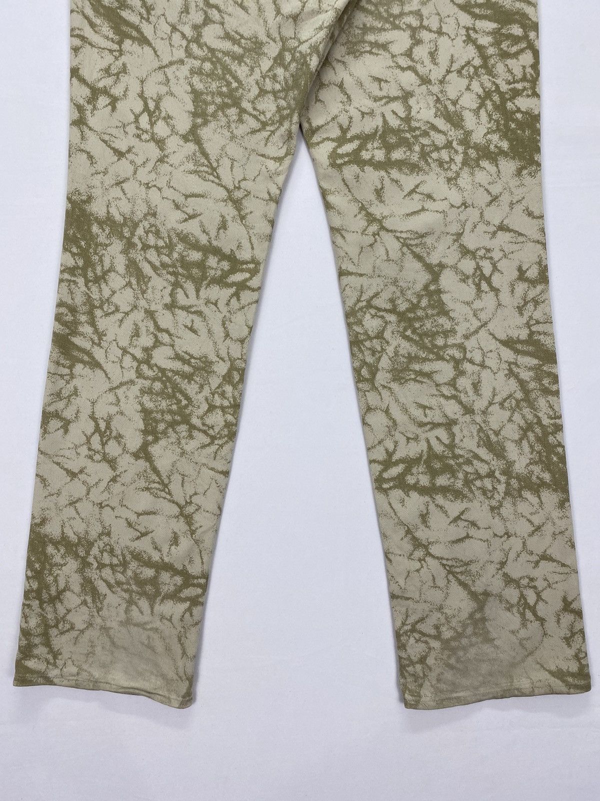 Spellbound Spellbound by Domingo Distressed Printed Jeans Size US 33 - 6 Thumbnail