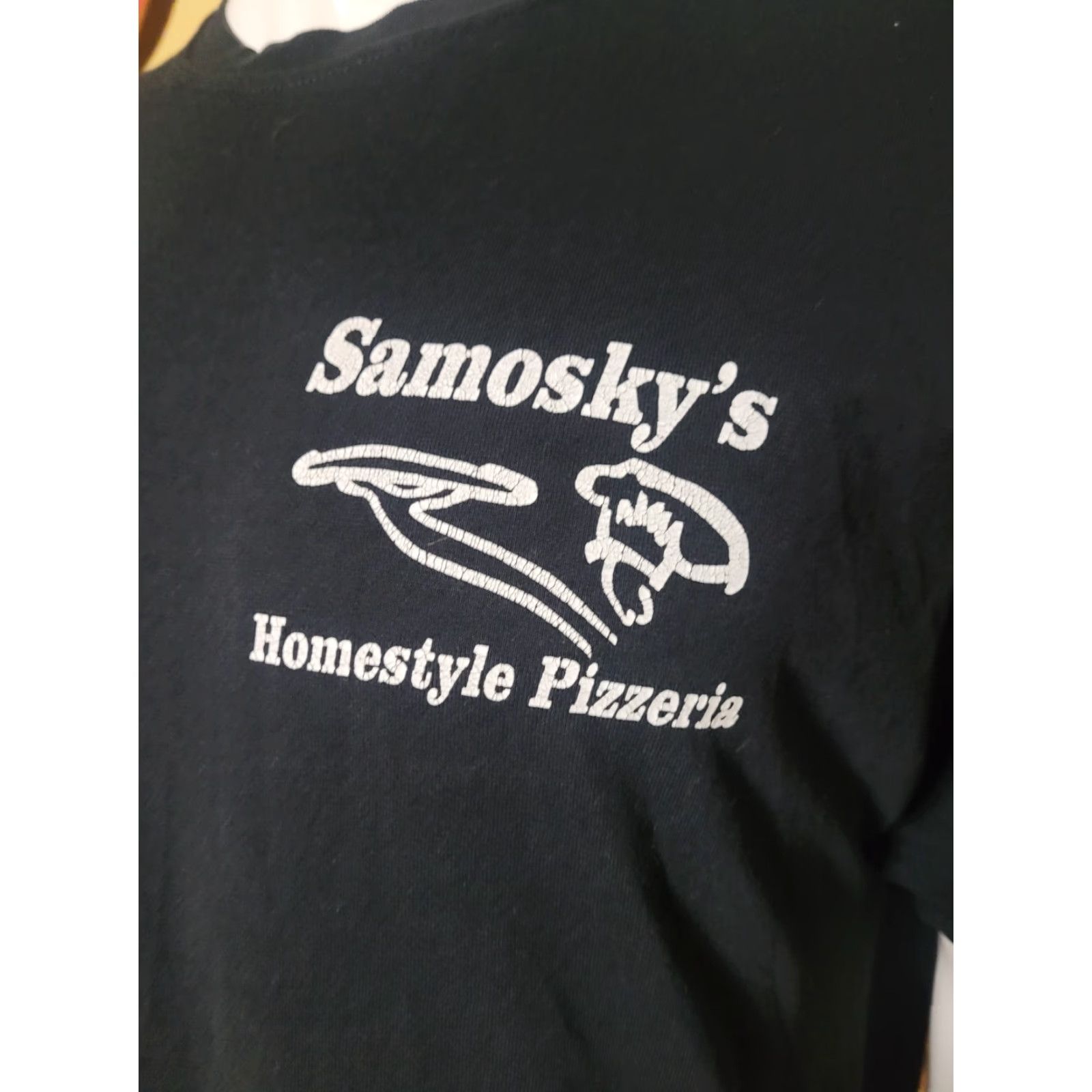 Gildan Samosky's Pizzeria T Shirt XL Black Gildan Men Short Sleeve Crew Neck Graphic Tee Food Valley City OH 44280 Size US XL / EU 56 / 4 - 2 Thumbnail
