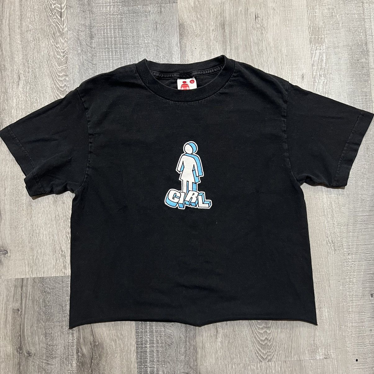 Girl Skateboards × Vintage GIRL Skateboards Y2K Black Cropped Skater Crop 00s T Shirt S Size S / US 4 / IT 40 - 1 Thumbnail