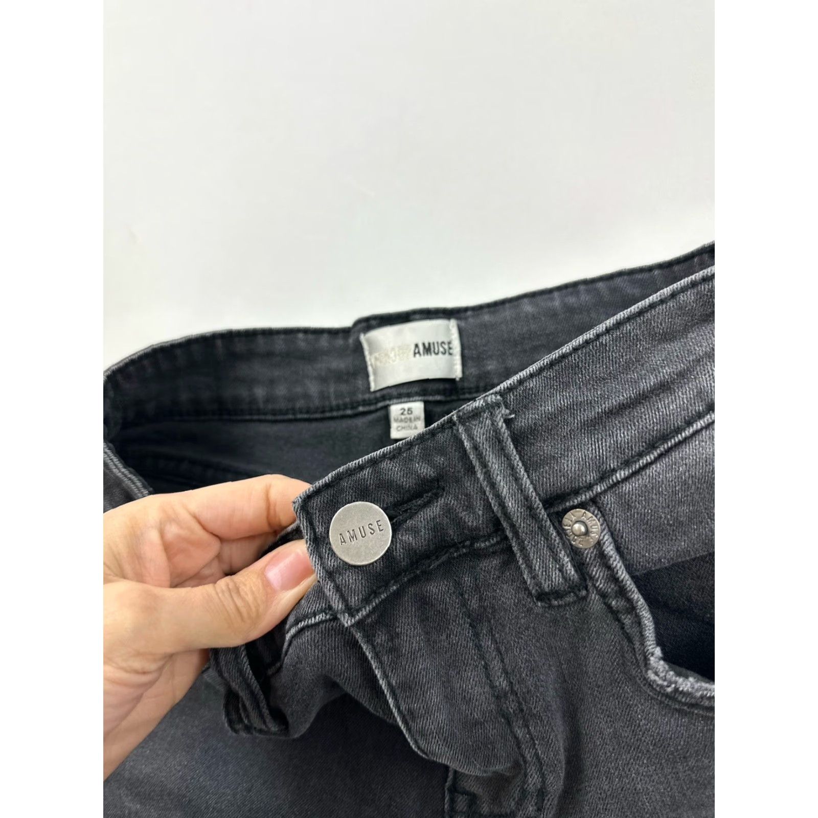 Vintage Amuse Society Jeans Women Black Skinny Distressed 25 Regular Women Size 42" / US 20 - 4 Thumbnail
