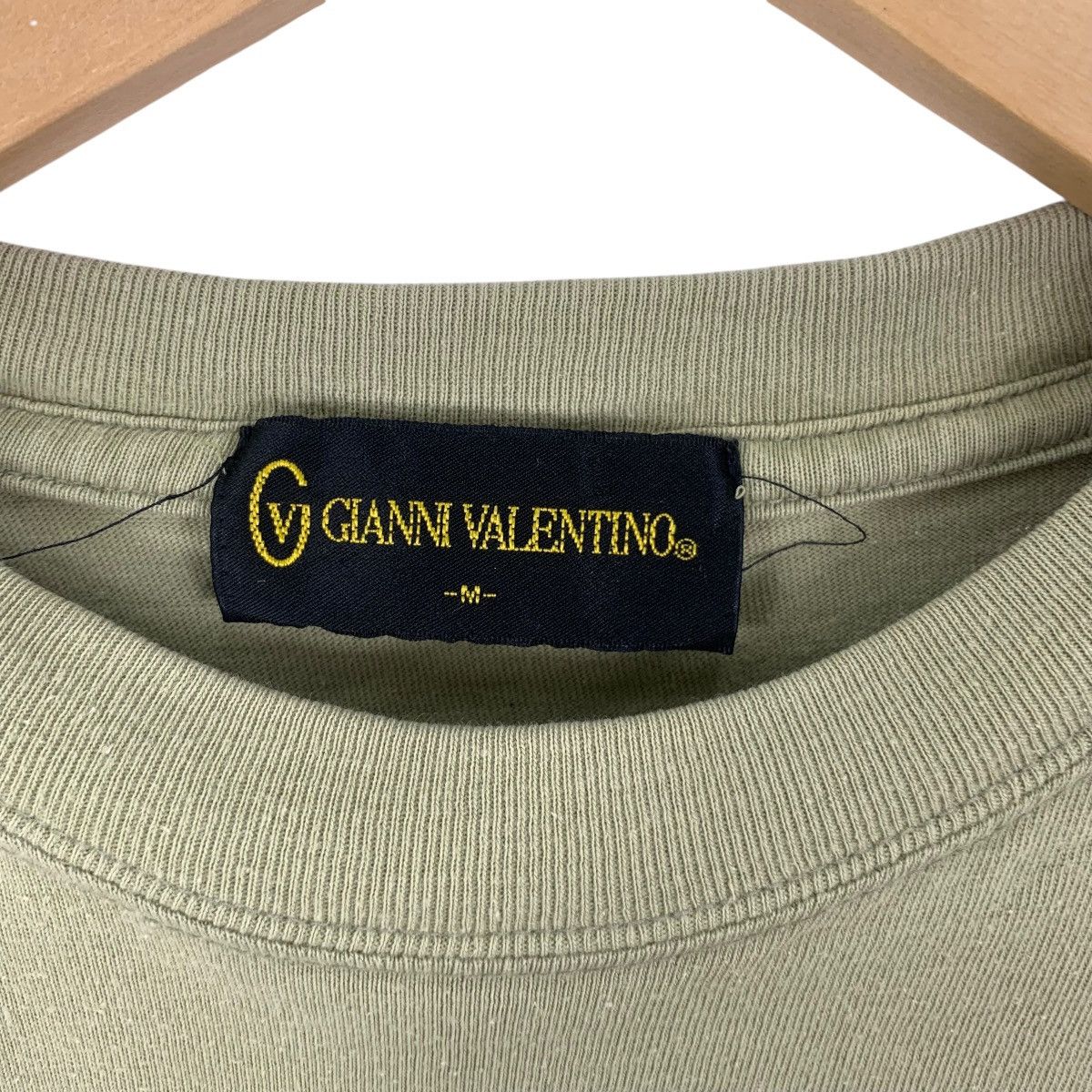 Vintage Vintage GIANNI VALENTINO ITALY Box Logo Tee Shirt Top Spel Size M / US 6-8 / IT 42-44 - 7 Thumbnail