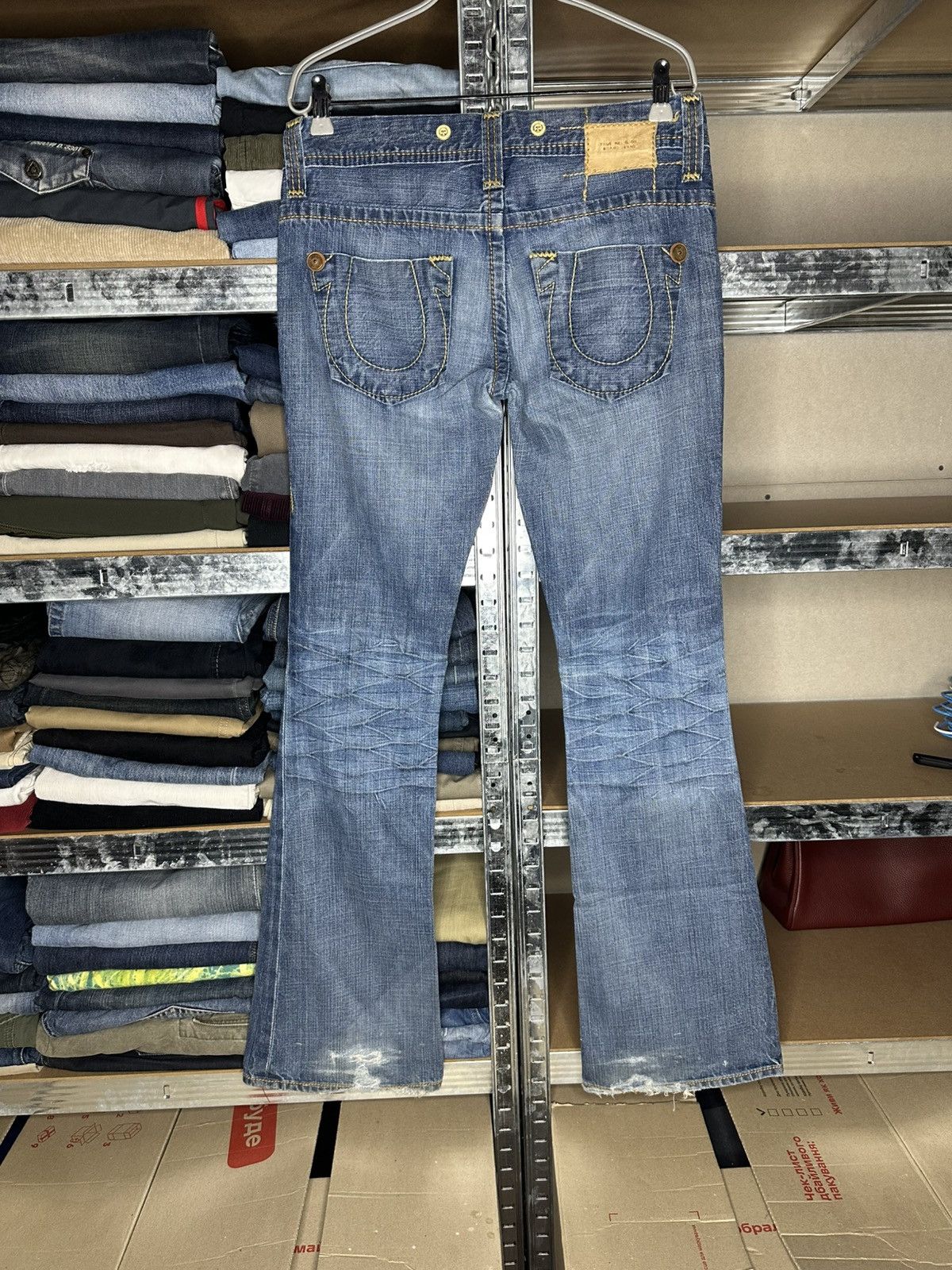 True Religion True Religion Flared Bootcut Blue Denim Jeans Size 28 Size 28" / US 6 / IT 42 - 2 Thumbnail