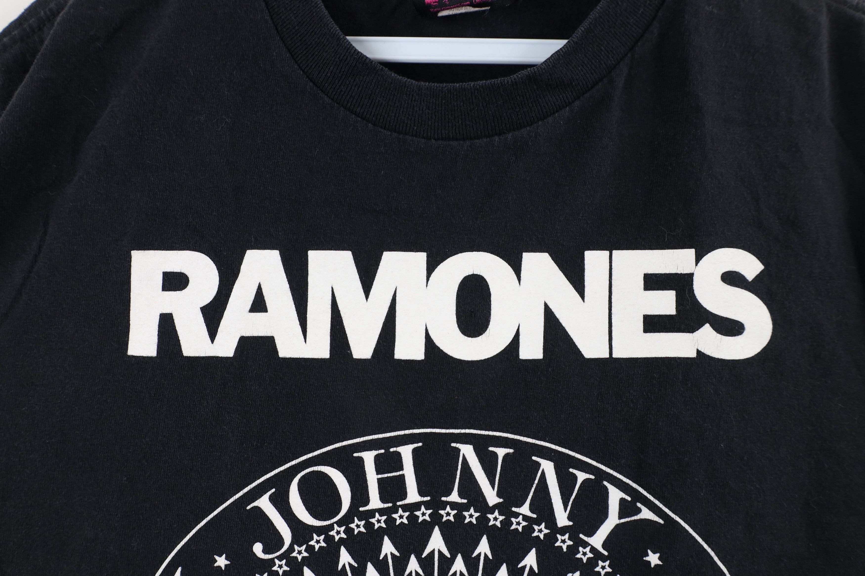 Vintage Vintage Y2K Spell Out The Ramones Band T-Shirt Black Size US M / EU 48-50 / 2 - 4 Thumbnail