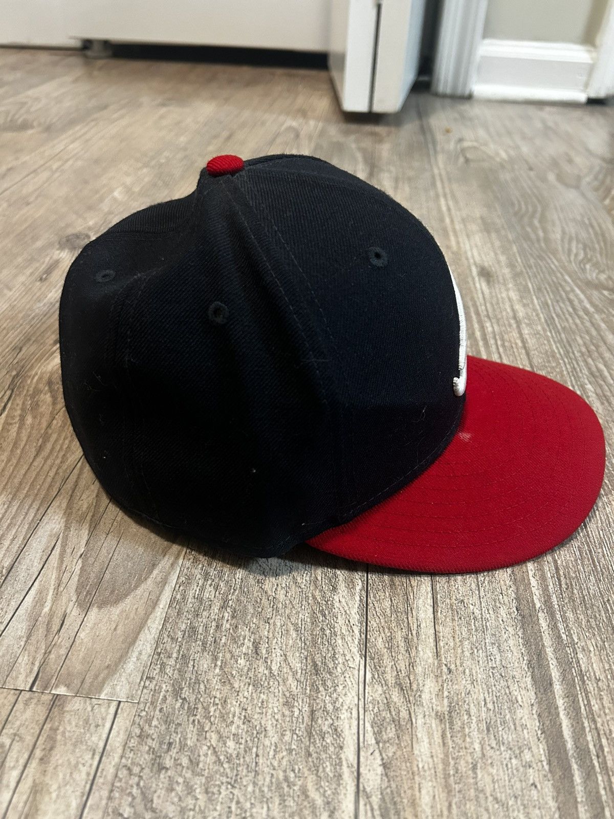 MLB Atlanta Braves 1995 World Series Hat Size ONE SIZE - 3 Thumbnail