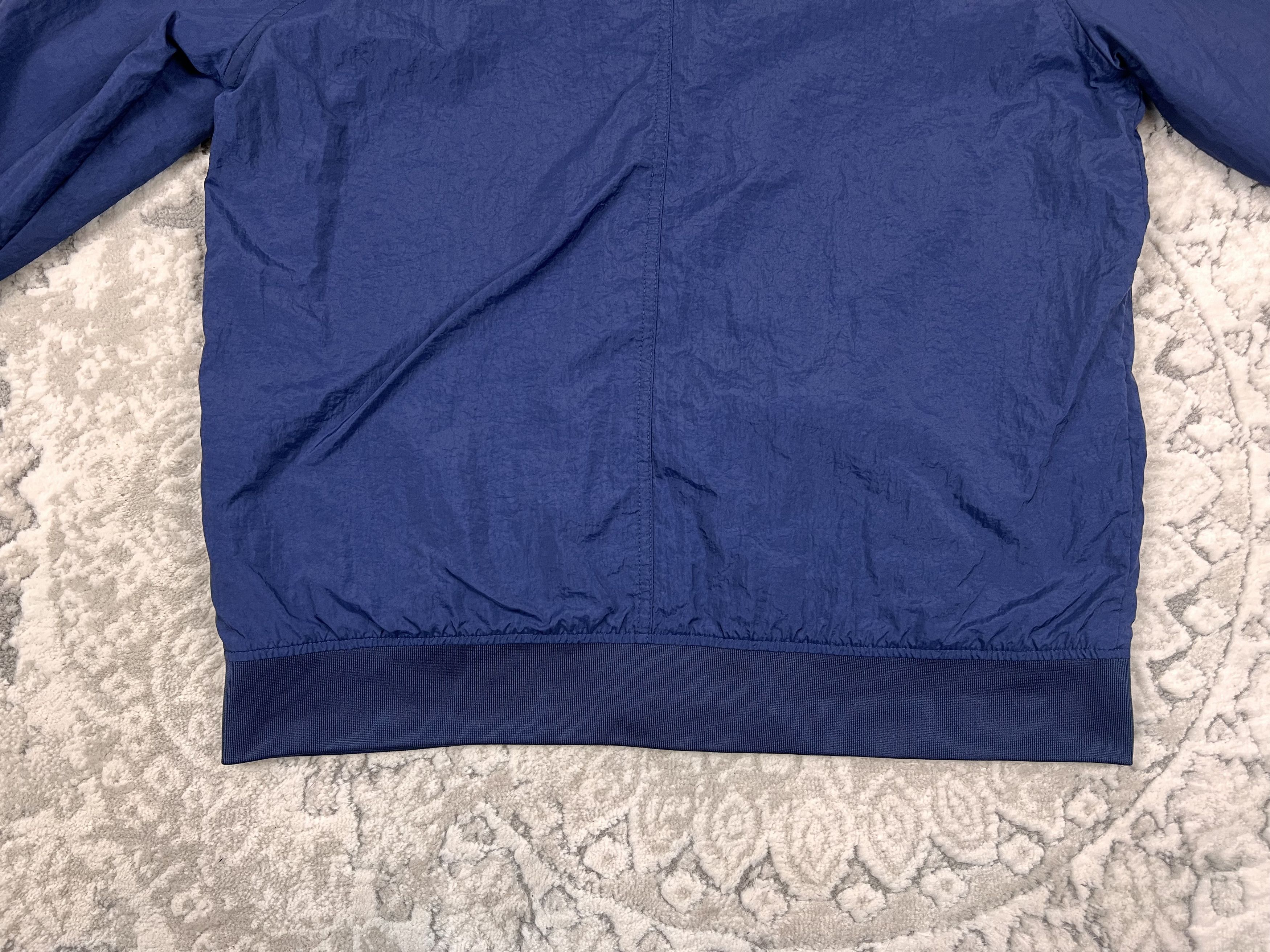 Nike Nike Nylon Bomber Jacket Windbreaker Navy Blue Lightweight L Size US L / EU 52-54 / 3 - 12 Thumbnail