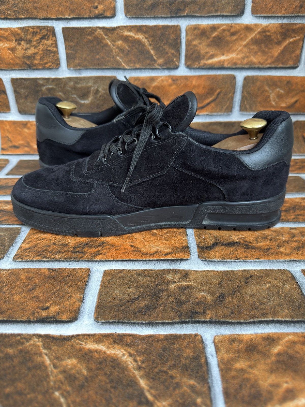 Louis Vuitton LV Trainer Shoes Suede Louis Vuitton Sneaker Trainers Size US 9.5 / EU 42-43 - 9 Thumbnail