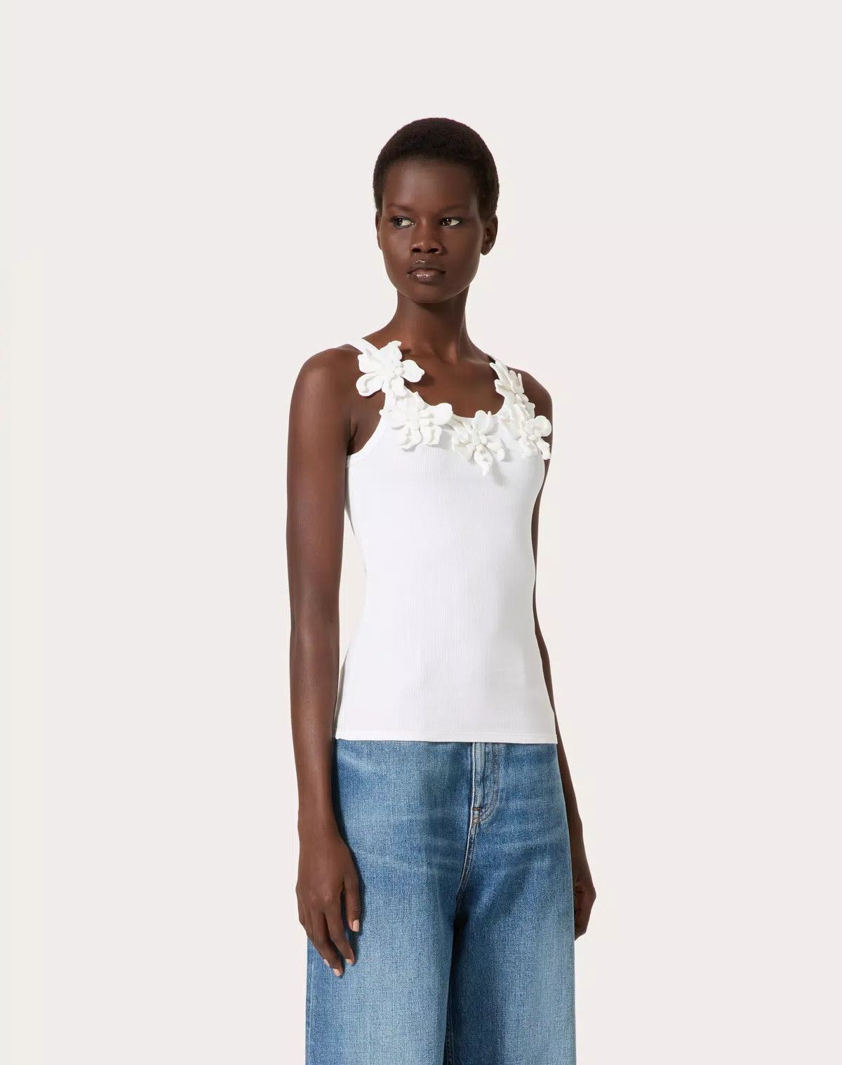 Valentino o1s1wg110525 Embroidered Cotton Jersey Top in White Size M / US 6-8 / IT 42-44 - 4 Thumbnail