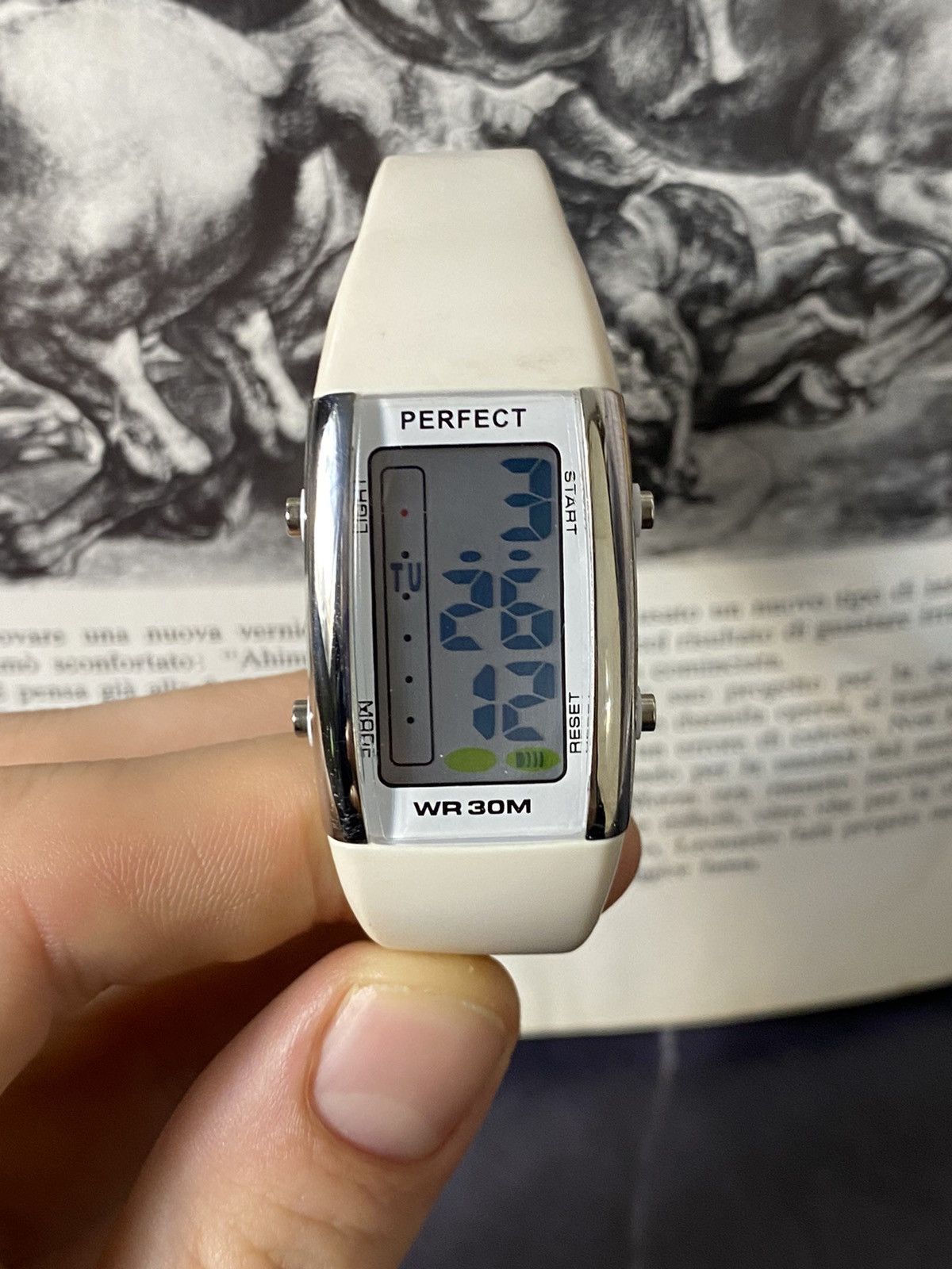 Japanese Brand × Jewelry × Vintage Retro Perfect Digital Watch with White Strap Size ONE SIZE - 4 Thumbnail