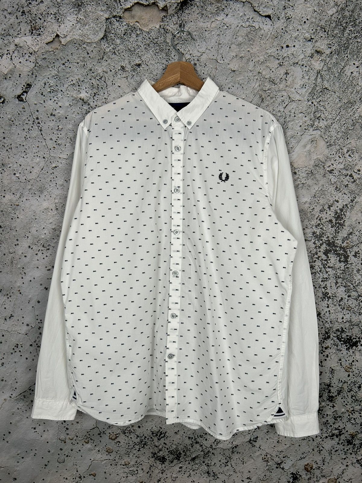 Fred Perry Vintage Fred Perry Dots White Shirt Elegant Hype Rare Size US XL / EU 56 / 4 - 1 Thumbnail