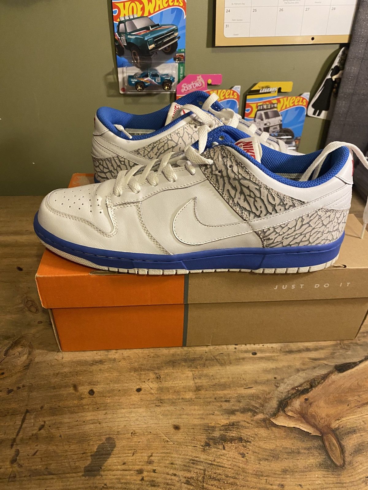 2005 Nike sb low Jordan pack