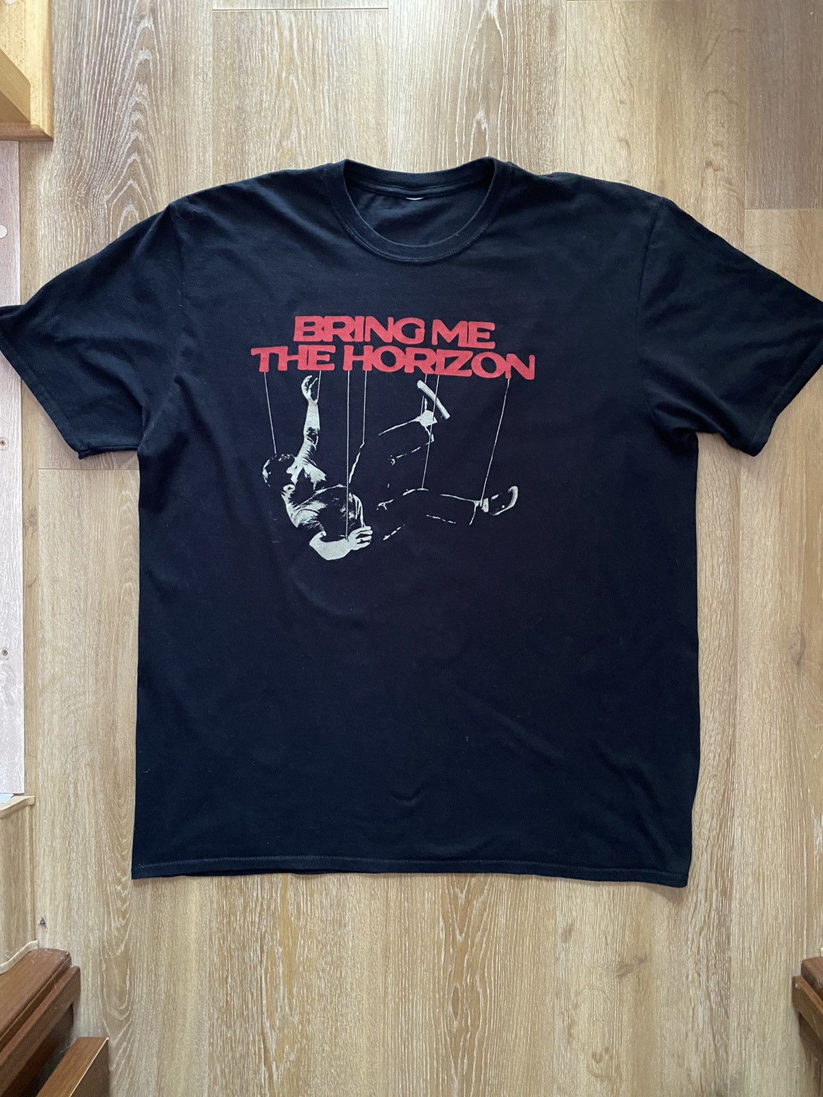 Band Tees Vintage BMTH Bring Me The Horizon Tee Shirt Size US XL / EU 56 / 4 - 1 Thumbnail