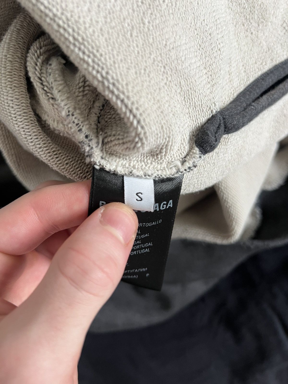 Balenciaga Balenciaga Tape Hoodie Size US S / EU 44-46 / 1 - 22 Thumbnail