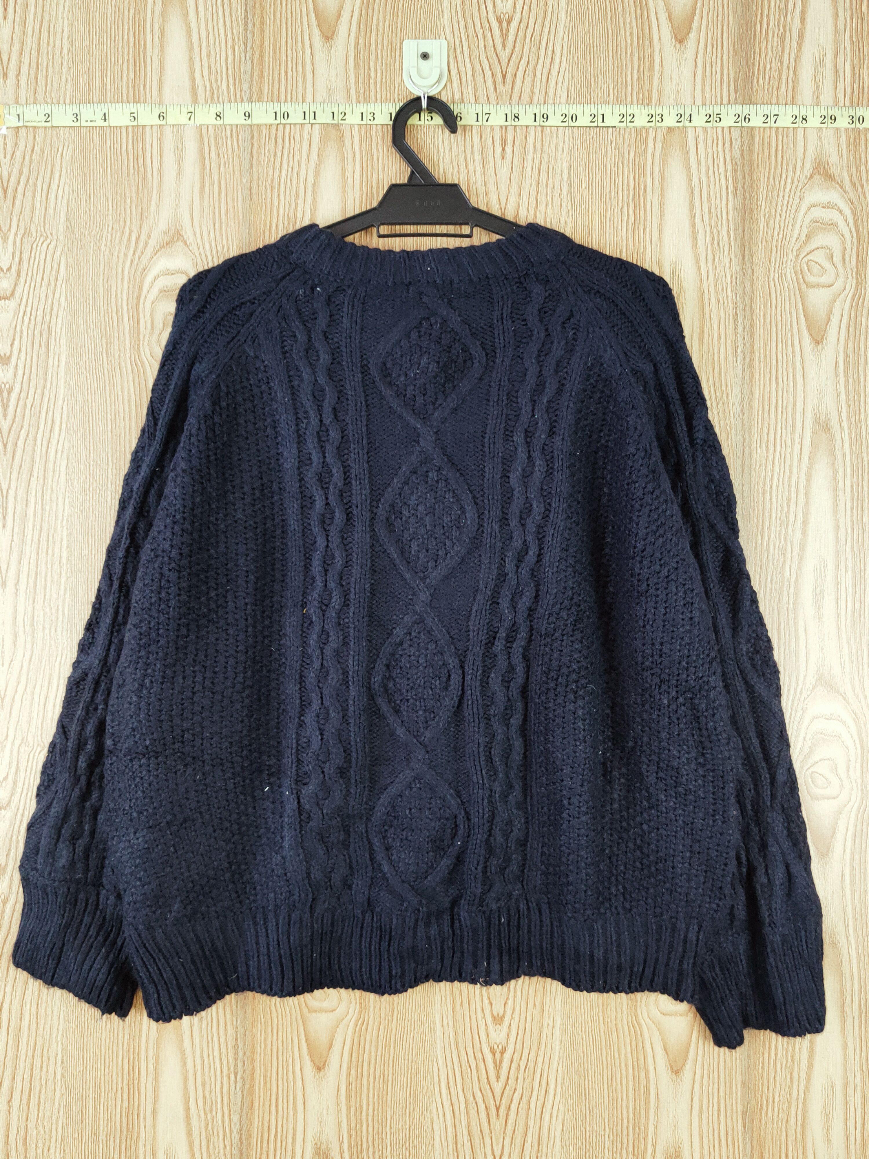 Aran Isles Knitwear GU japan Navy cable Knitwear Cardigan #W569 Size US L / EU 52-54 / 3 - 7 Thumbnail