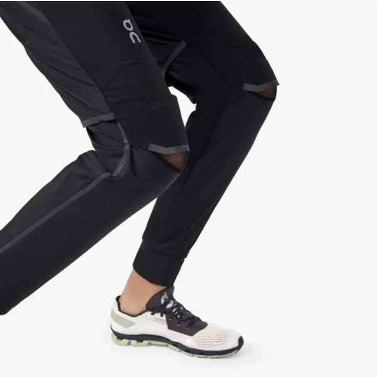 Other On-Running Run on Clouds Jogger Pants Black ( XL ) Size 38" / US 16 / IT 52 - 2 Thumbnail