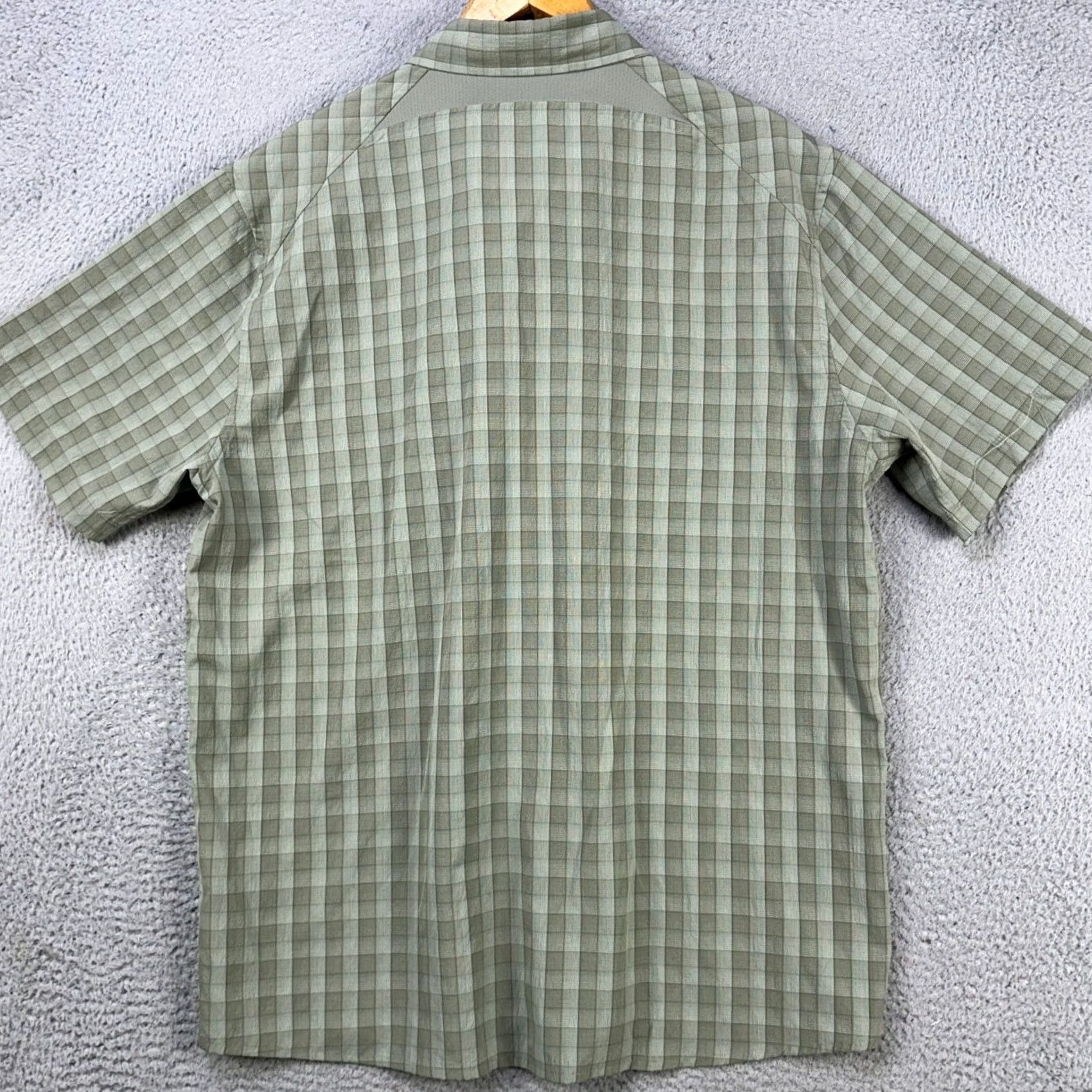 Under Armour Under Armour Shirt Men's Fishing 2XL Green Plaid Button Up Nylon Blend Breathable Pockets Outdoor 90s Size US XXL / EU 58 / 5 - 2 Thumbnail