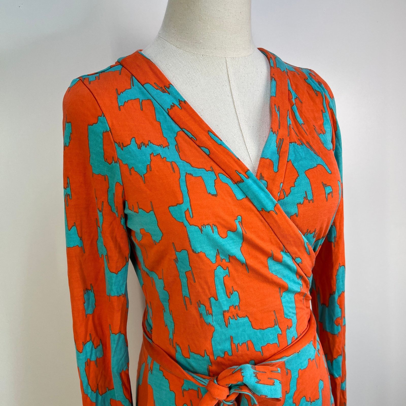 Diane von Furstenberg Diane Von Furstenburg Printed Wrap Silk Dress Orange Teal Size L / US 10 / IT 46 - 3 Thumbnail