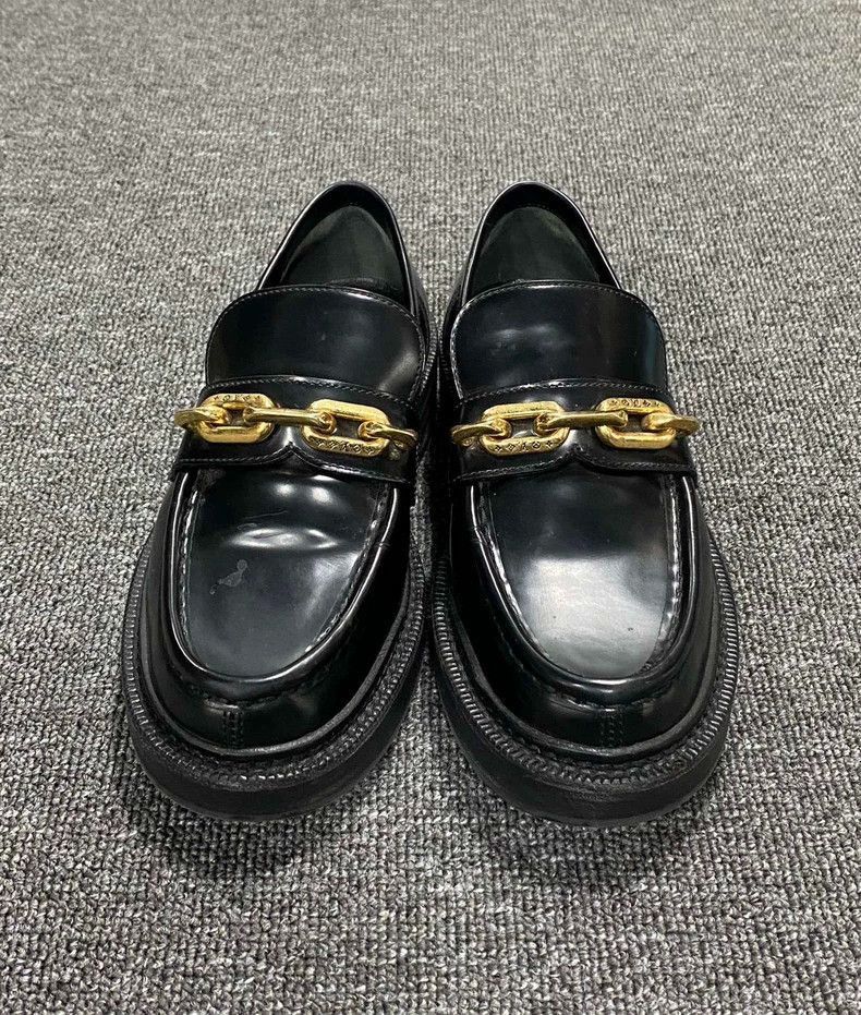 Louis Vuitton Louis Vuitton Chain Detail Loafers -2505 Size US 5 / IT 35 - 4 Thumbnail