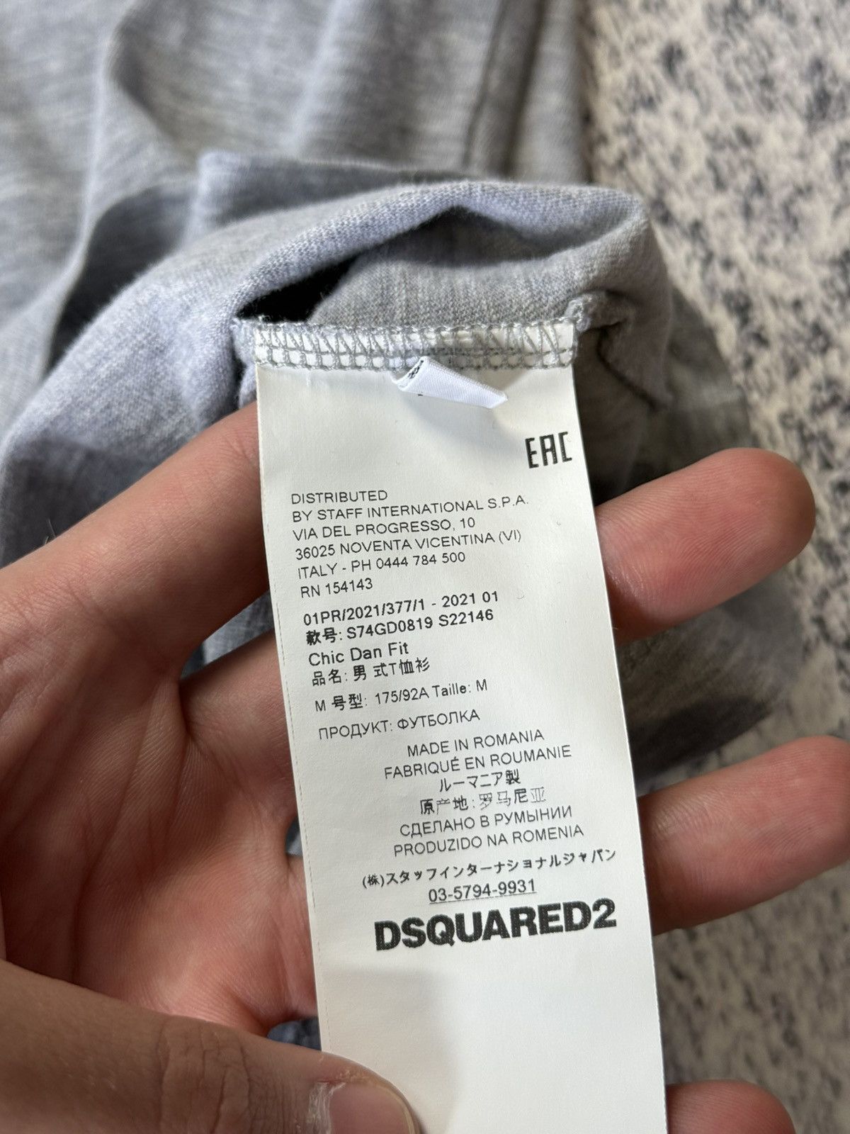 Dsquared2 Vintage Dsquared2 T Shirt Y2K Style Rare Japanese Luxury Size US M / EU 48-50 / 2 - 22 Thumbnail