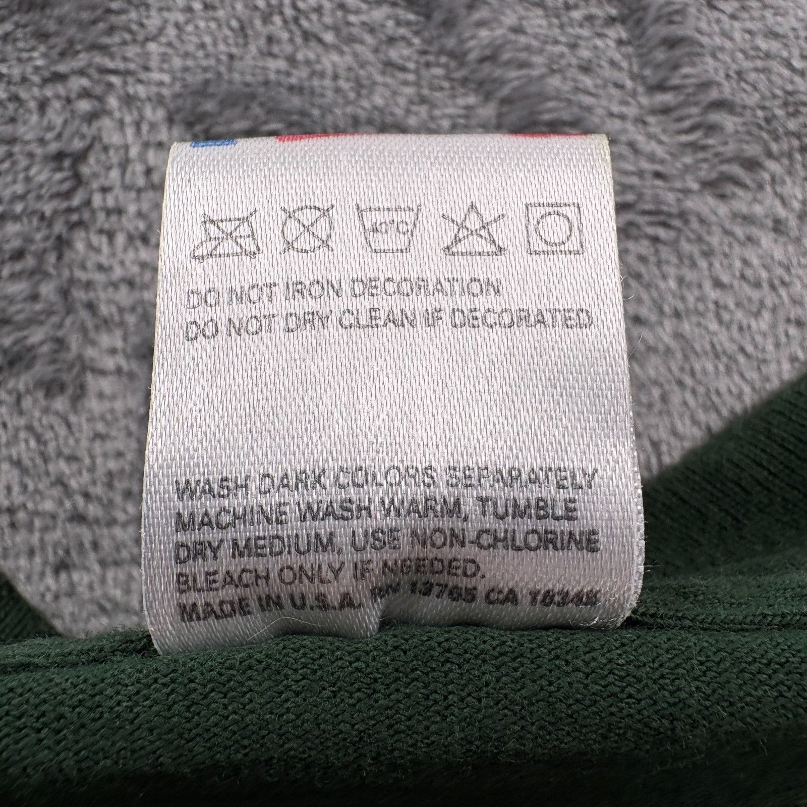 Fruit Of The Loom Vintage 1996 Earth First Shirt Mens M Green Single Stitch US Size US M / EU 48-50 / 2 - 6 Thumbnail