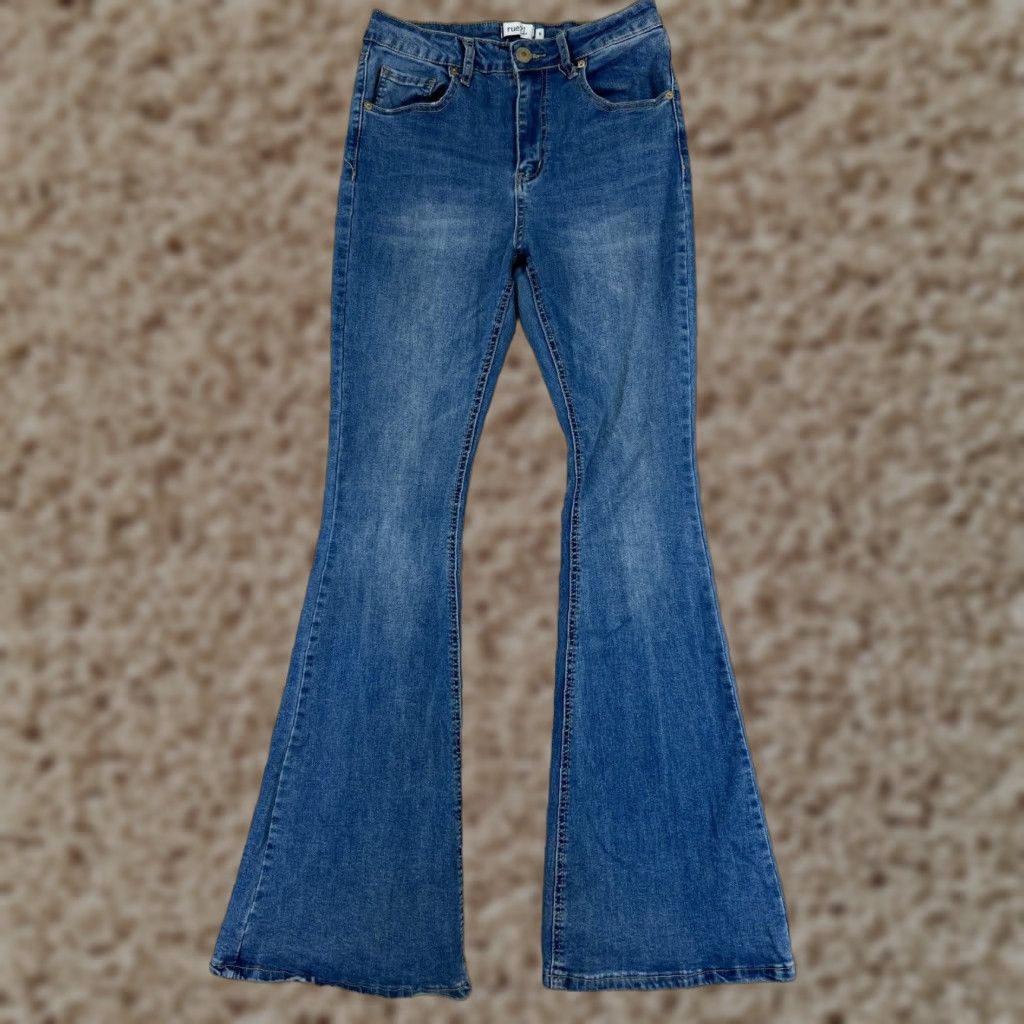 Vintage rue21 Jeans Women's Pants Flared Blue Denim 6 Cotton Blend Stretch Slim 5-Pocket Brand Size 28" / US 6 / IT 42 - 1 Thumbnail