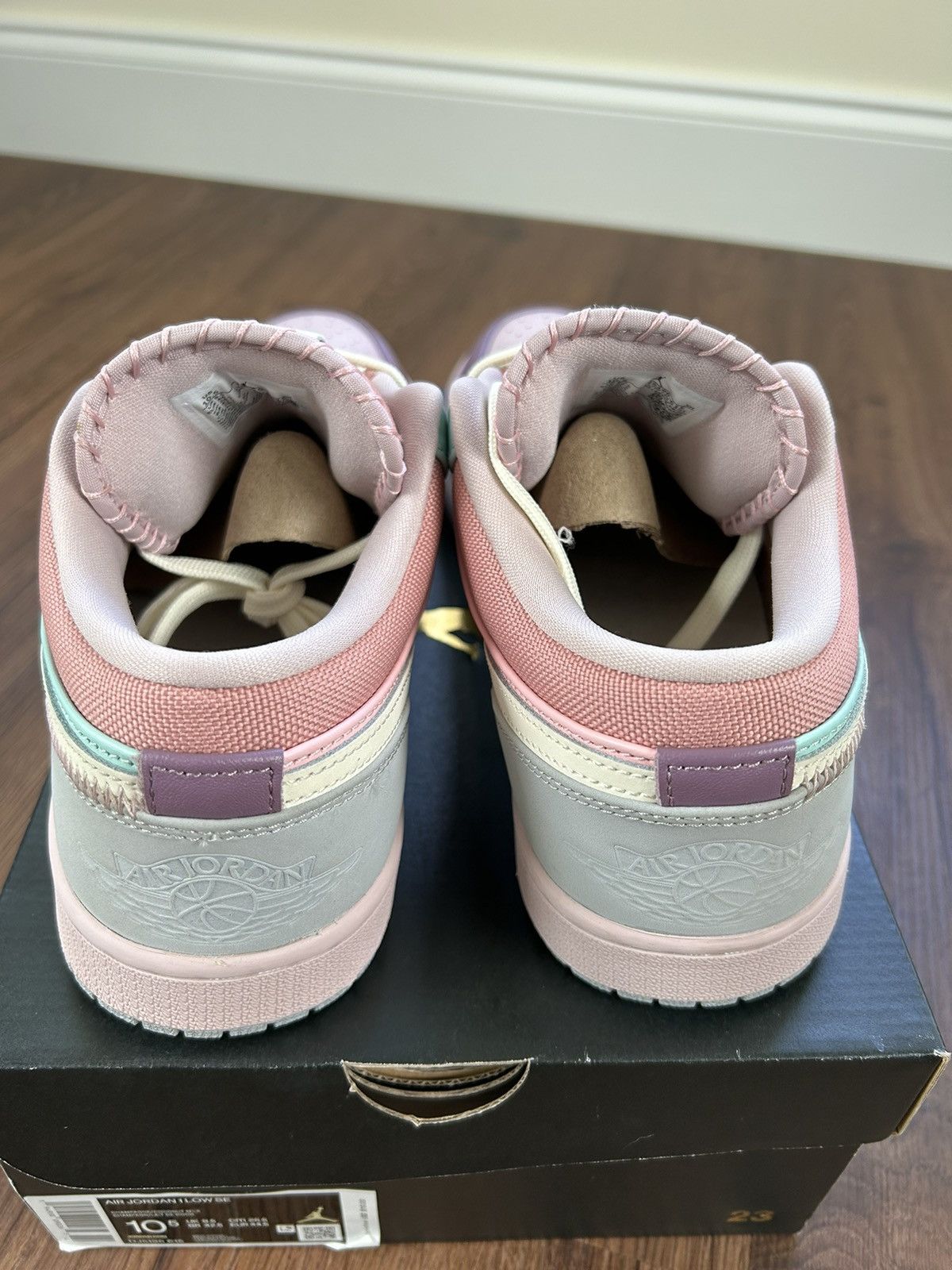 Nike Nike Air Jordan 1 Low SE Easter Pastel Size 10.5 DJ5196-615 Size US 10.5 / EU 43-44 - 5 Thumbnail