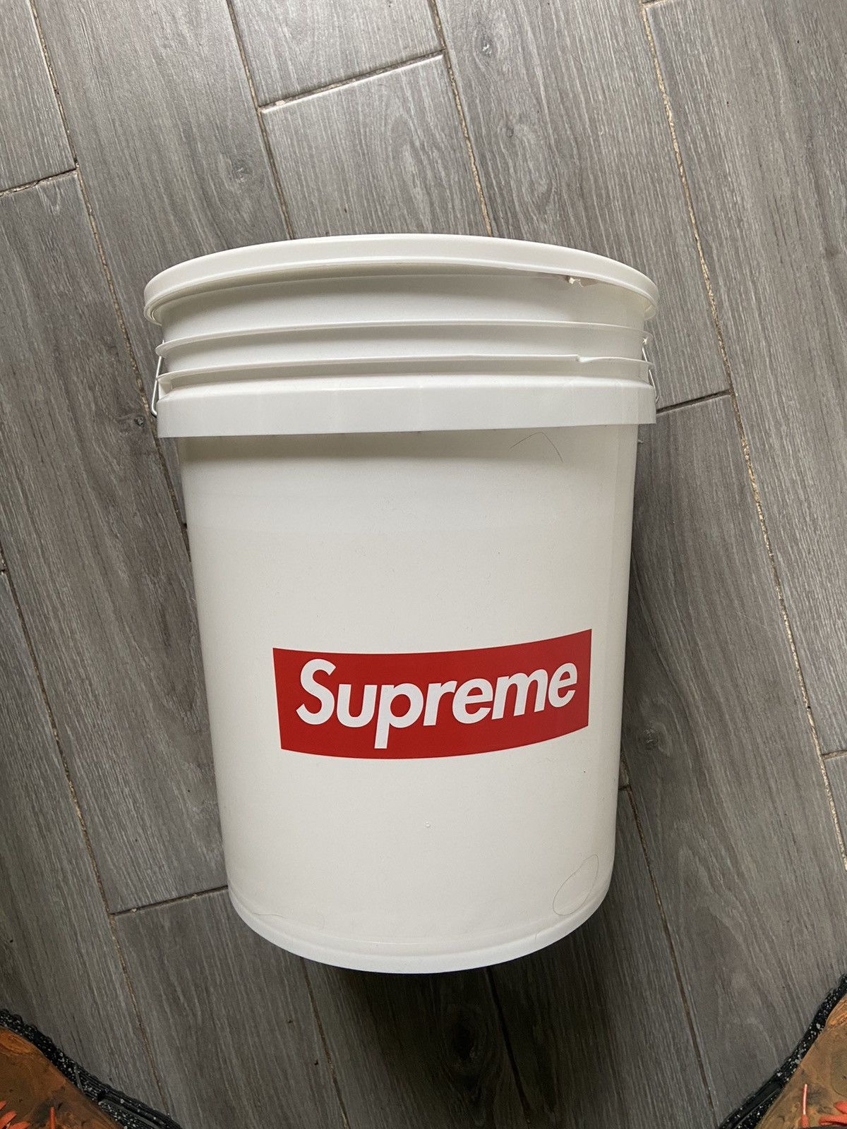 image of Supreme Leaklite 5-Gallon Bucket in White, Men's