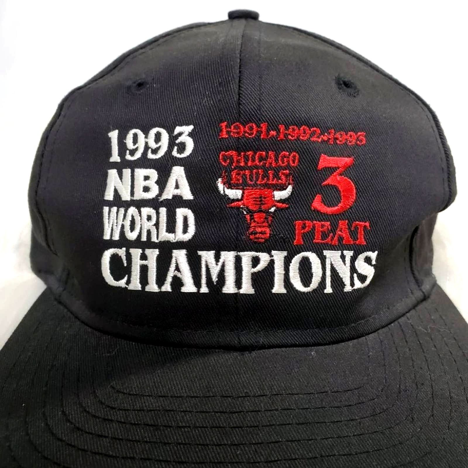 Vintage Chicago Bulls 1993 3-Peat 1993 finals hat! Rare Size ONE SIZE - 3 Thumbnail
