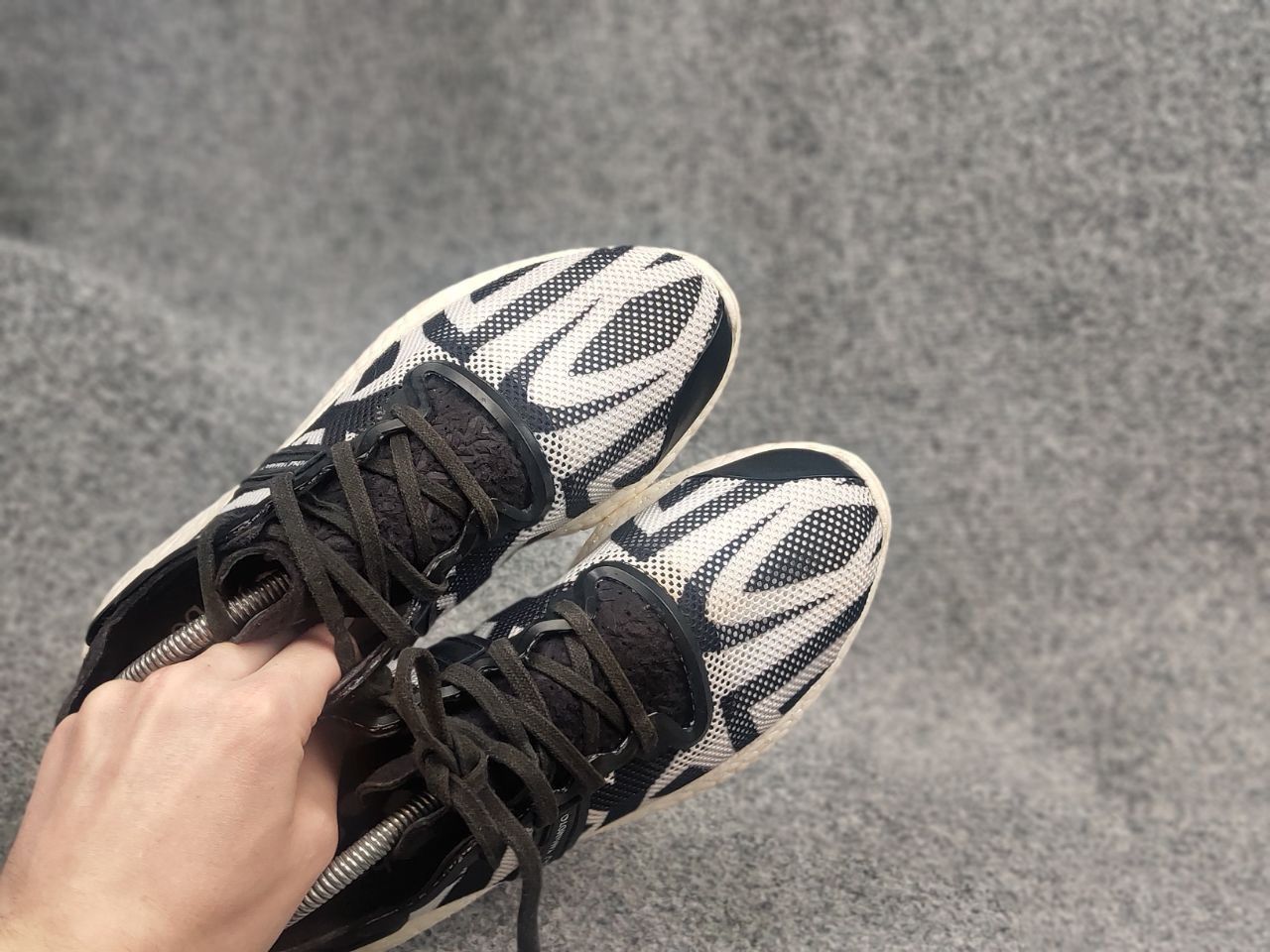 Yohji Yamamoto Yohji Yamamoto Adidas Y-3 Boost Japan Pattern Mesh sneakers Size US 7 / EU 40 - 14 Thumbnail