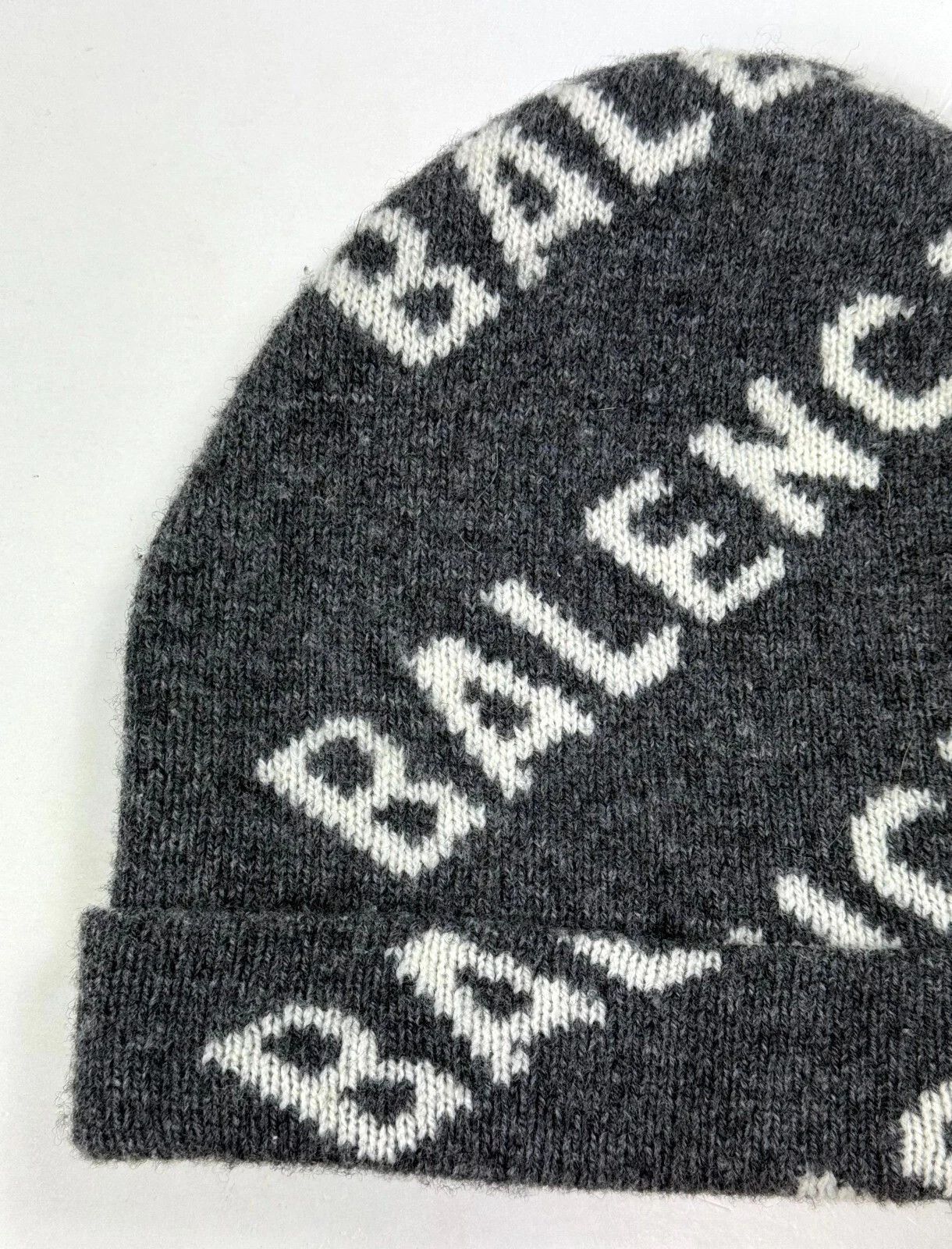 Balenciaga Knitted All Over Logo Wool Beanie Hat display picture 1